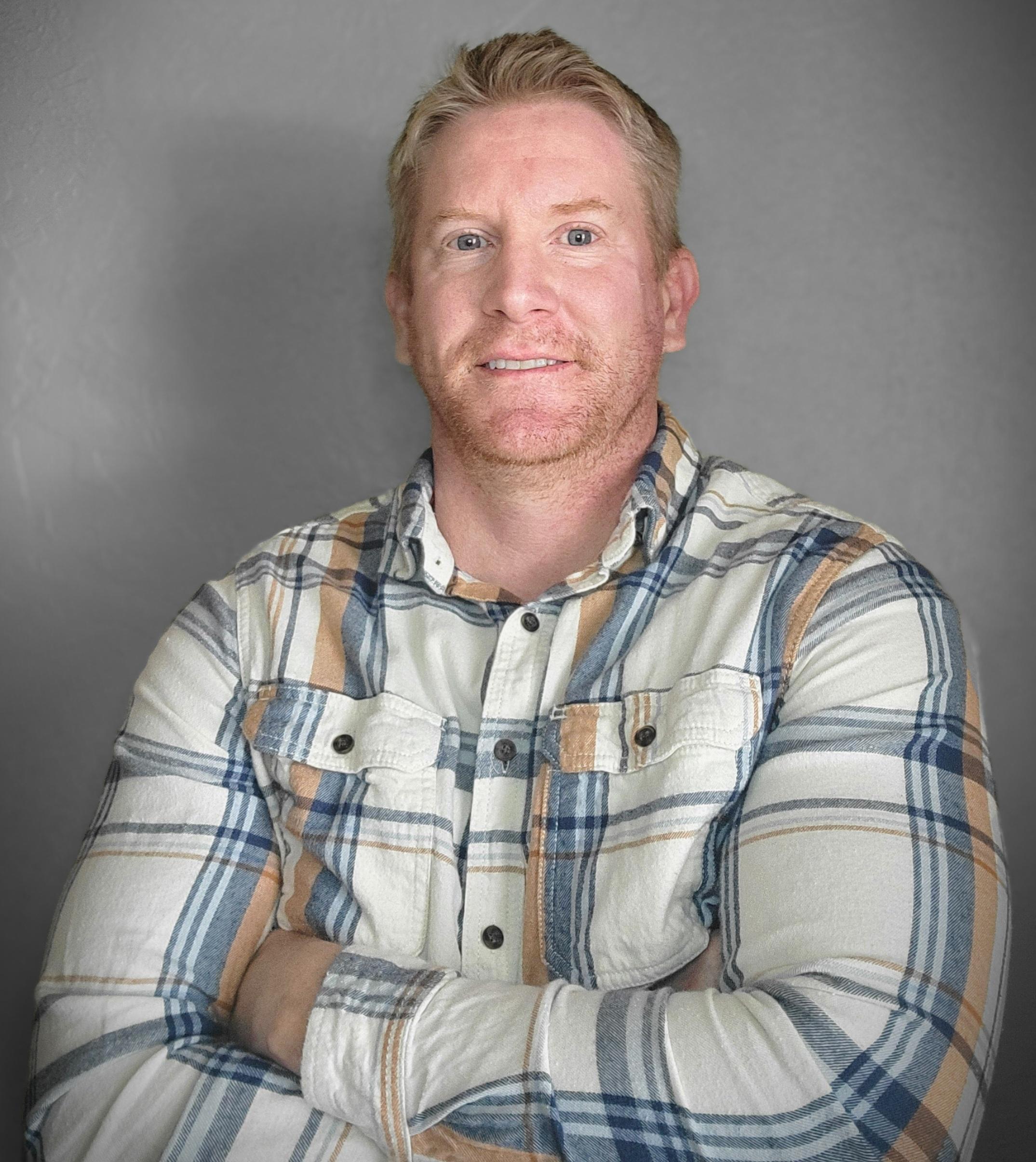 actor Bradley M Dunn large photo