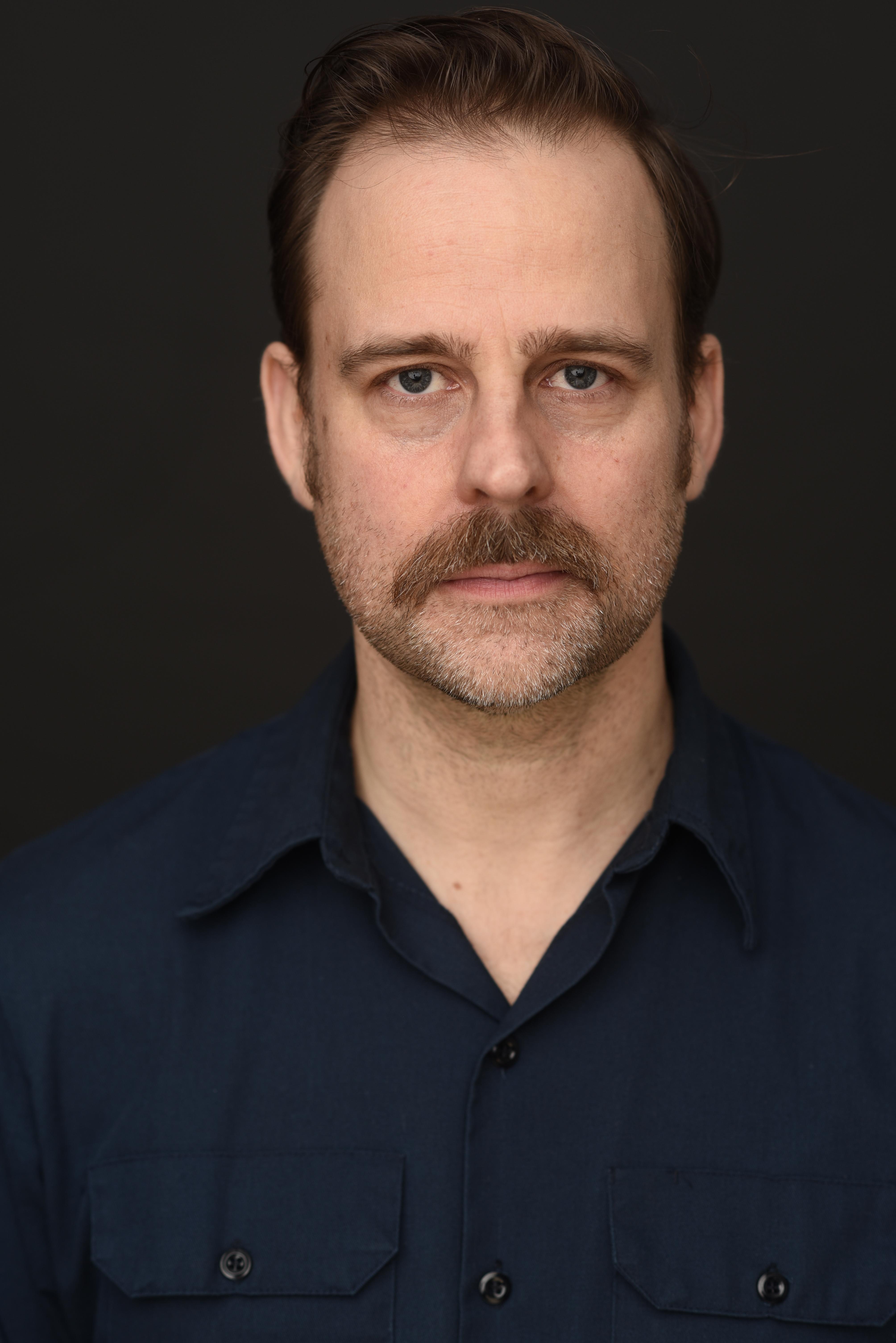 actor Matt Hopkins large photo