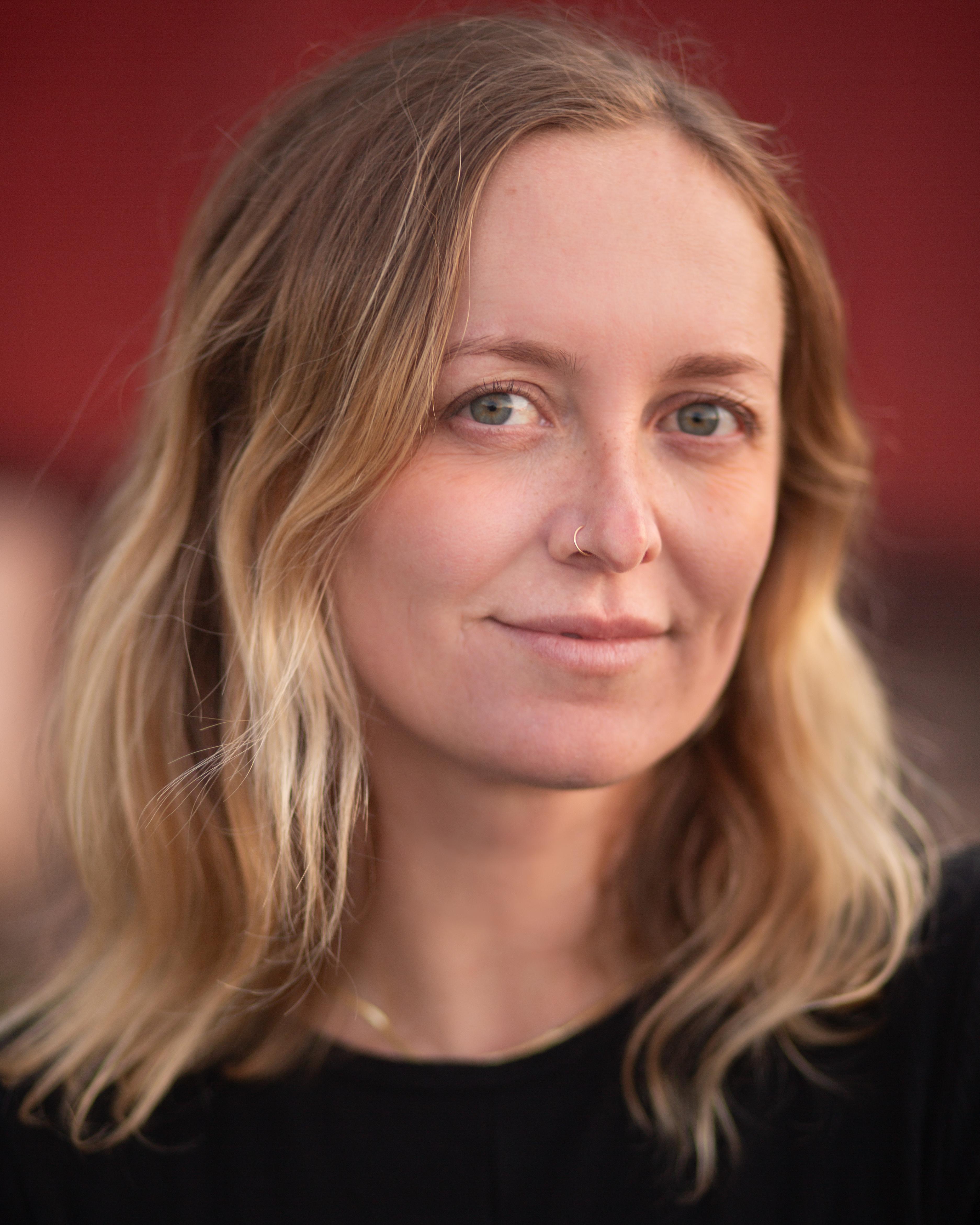 actor Sophie Howell large photo