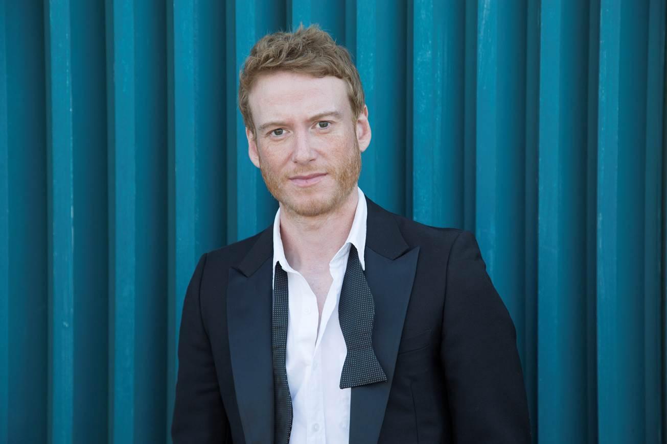 actor Teddy Thompson large photo