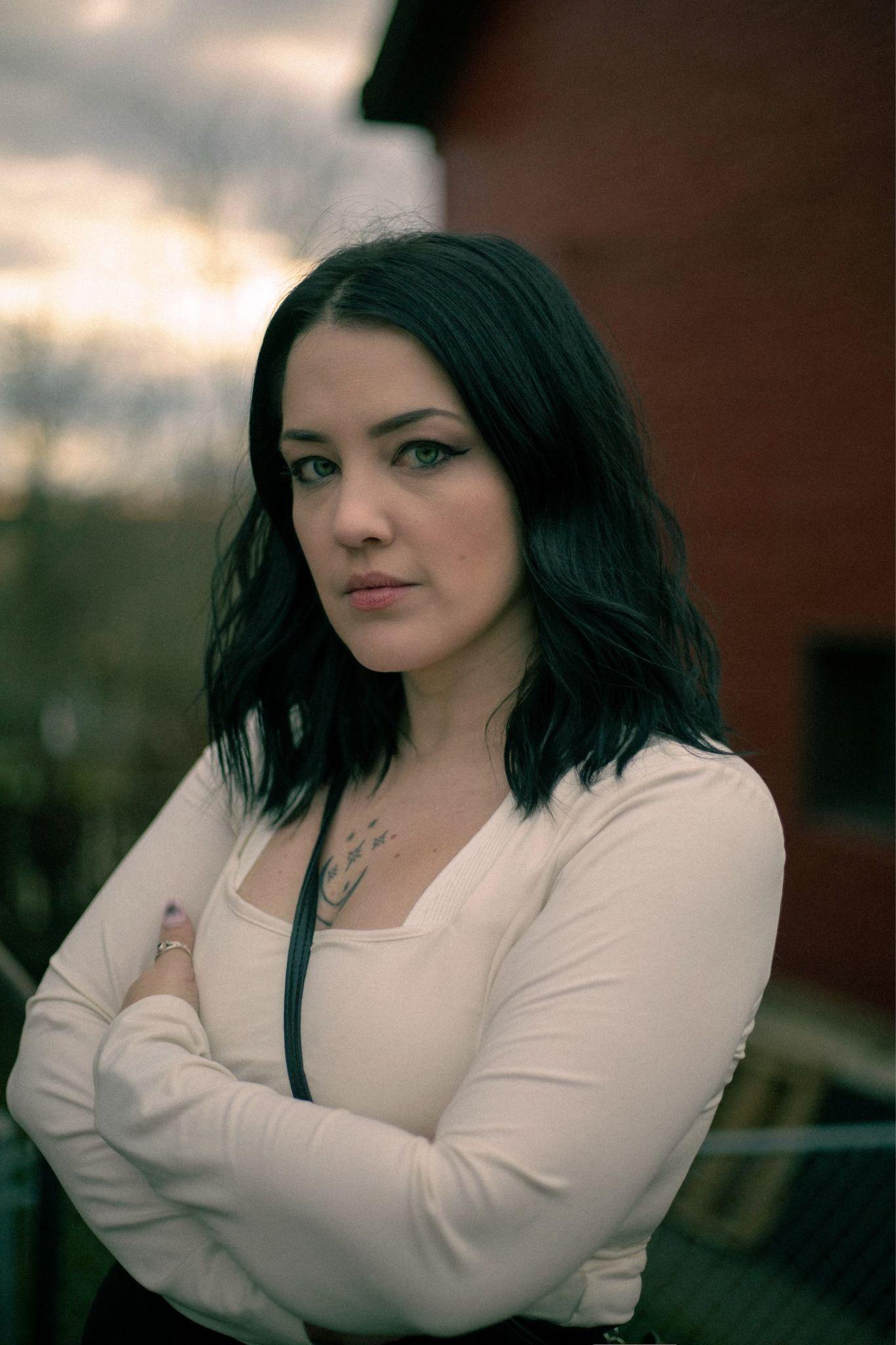 actor Amanda Paulson large photo