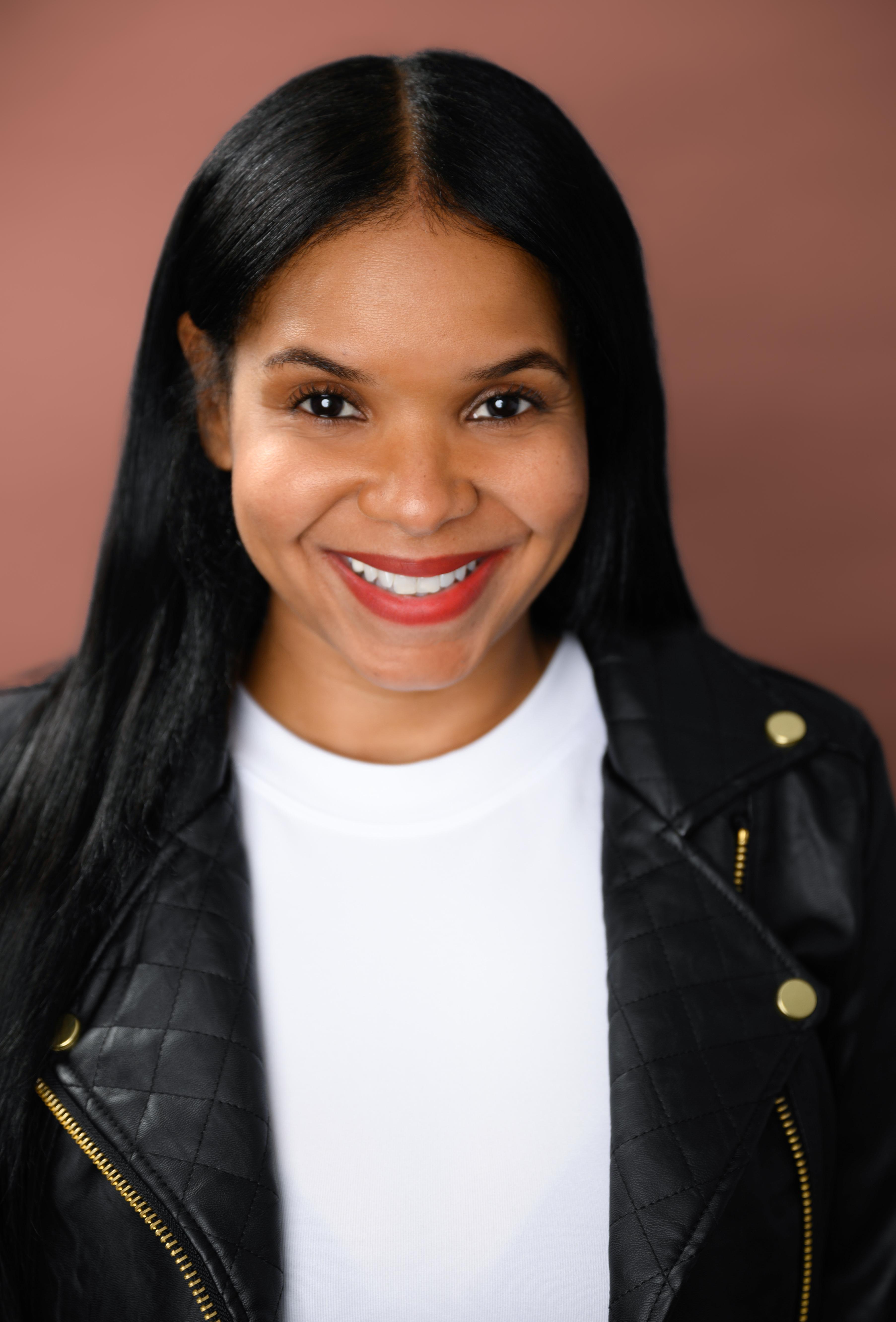 actor Reina Cedeño large photo