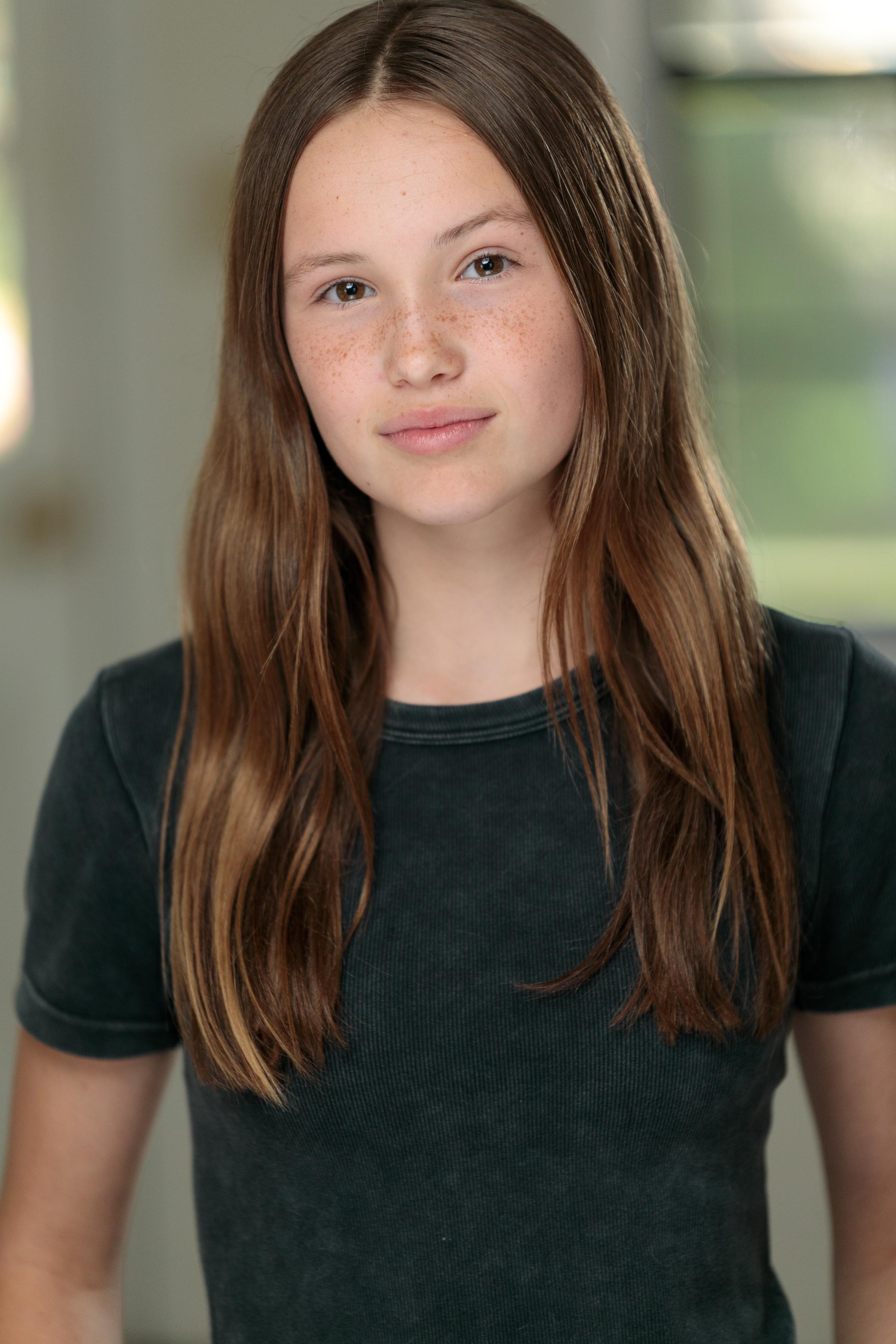 actor Keilah Davies large photo