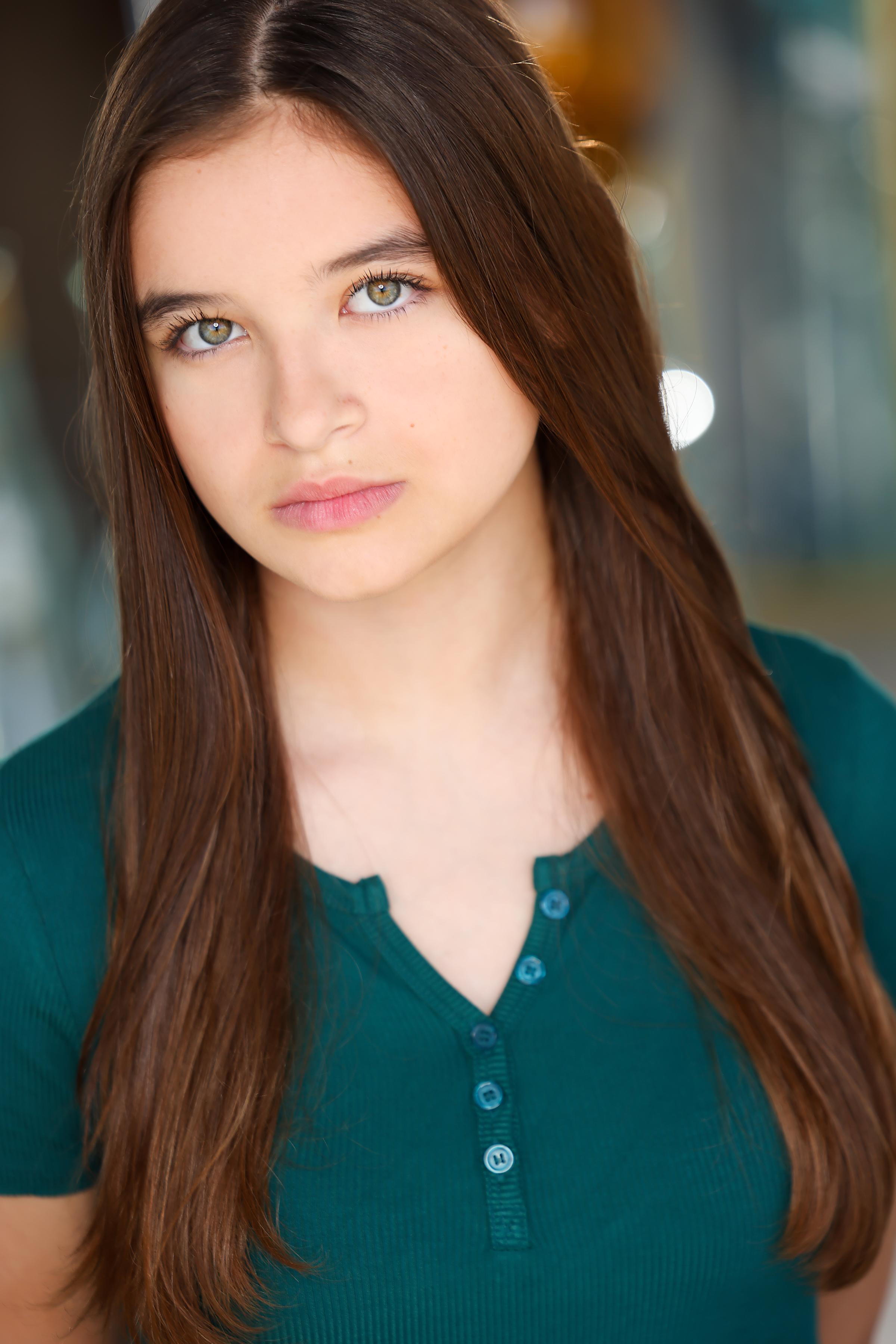 actor Avery Berry large photo