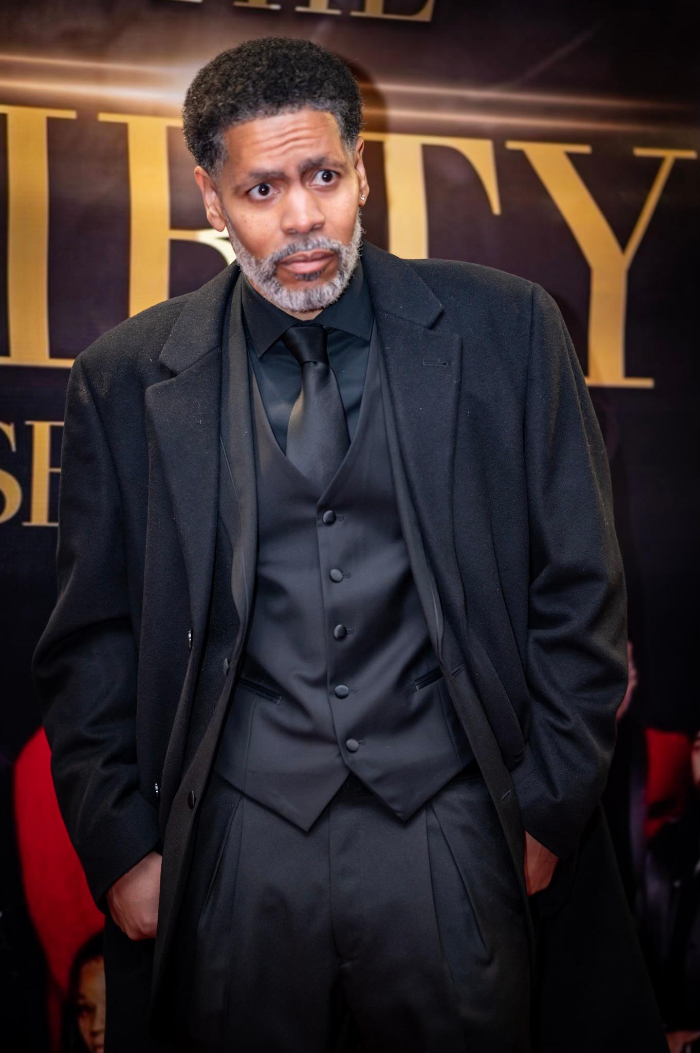 actor Gerald D. Nolen large photo