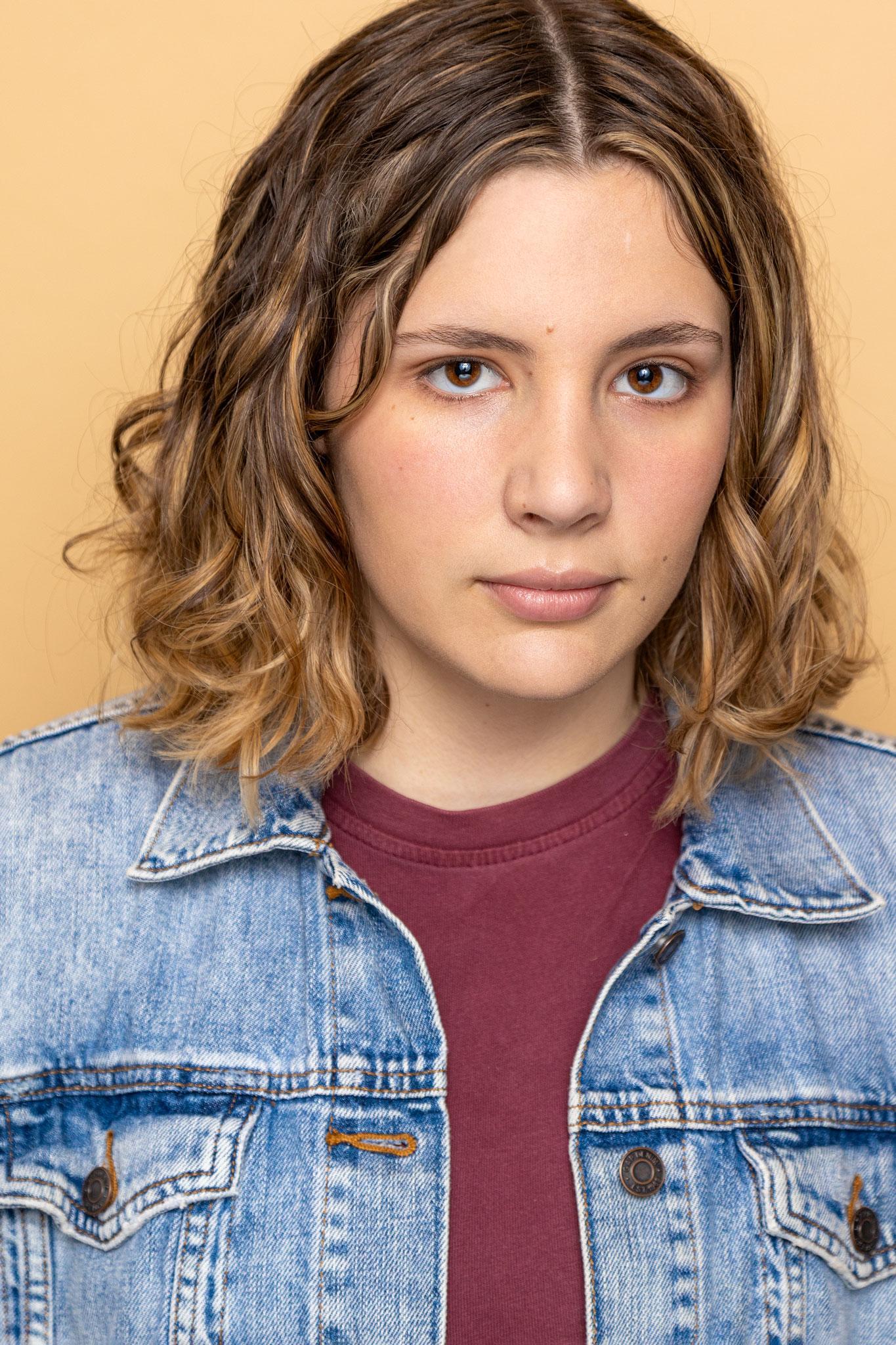 actor Eve Larkin large photo