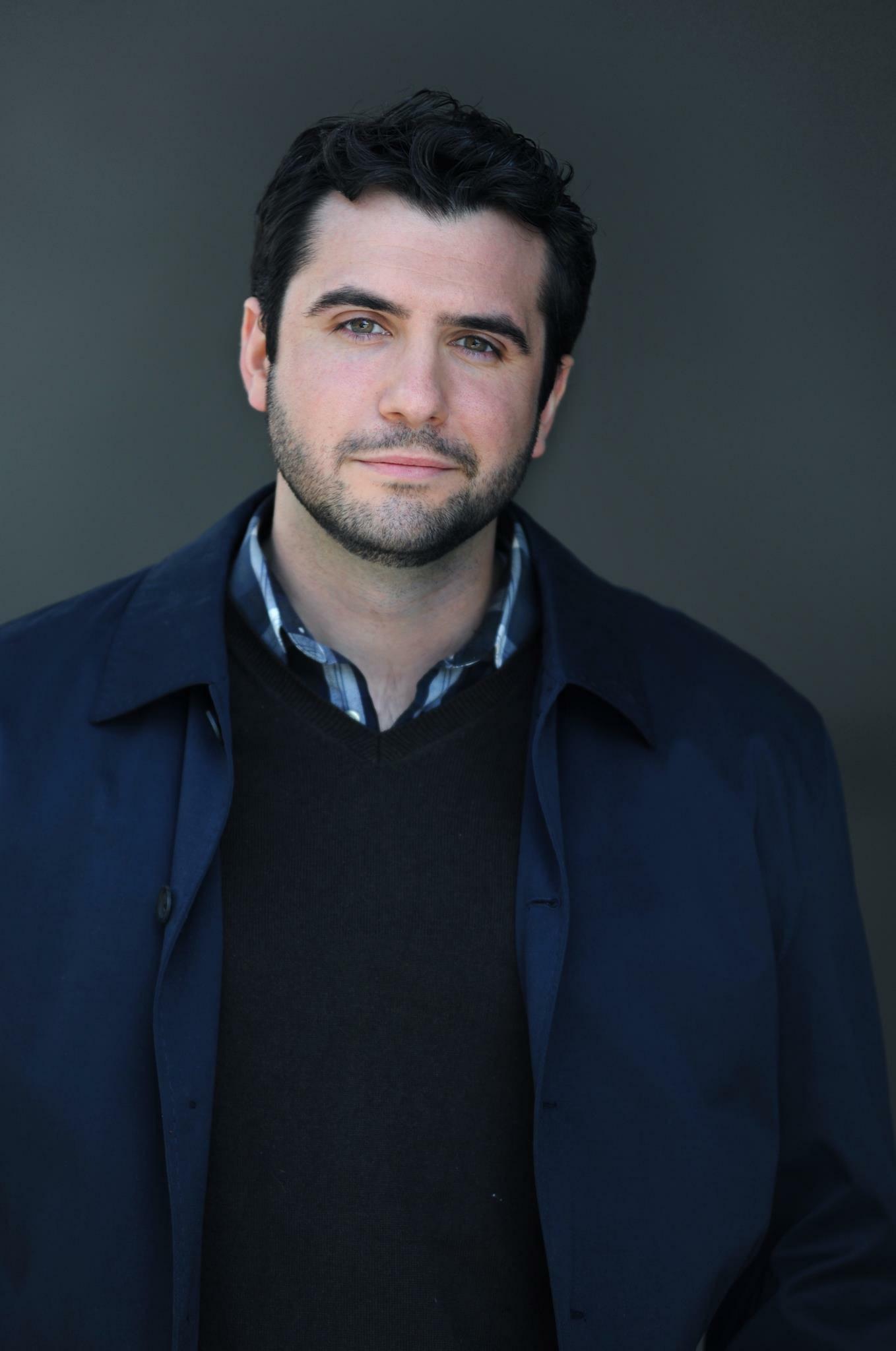 actor Eric Doviak large photo