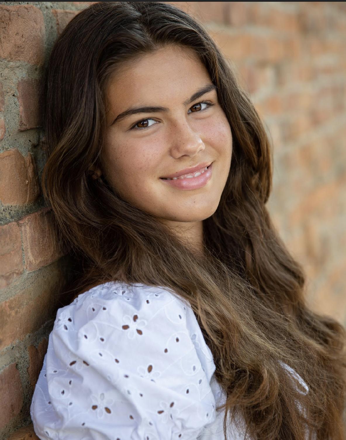 actor Calee Nowak large photo