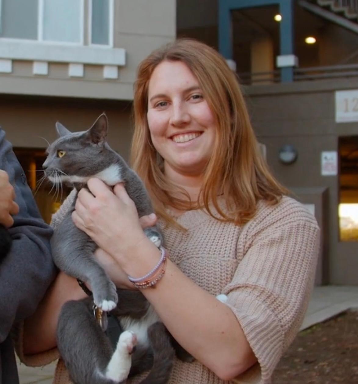 actor Erin LemMon large photo