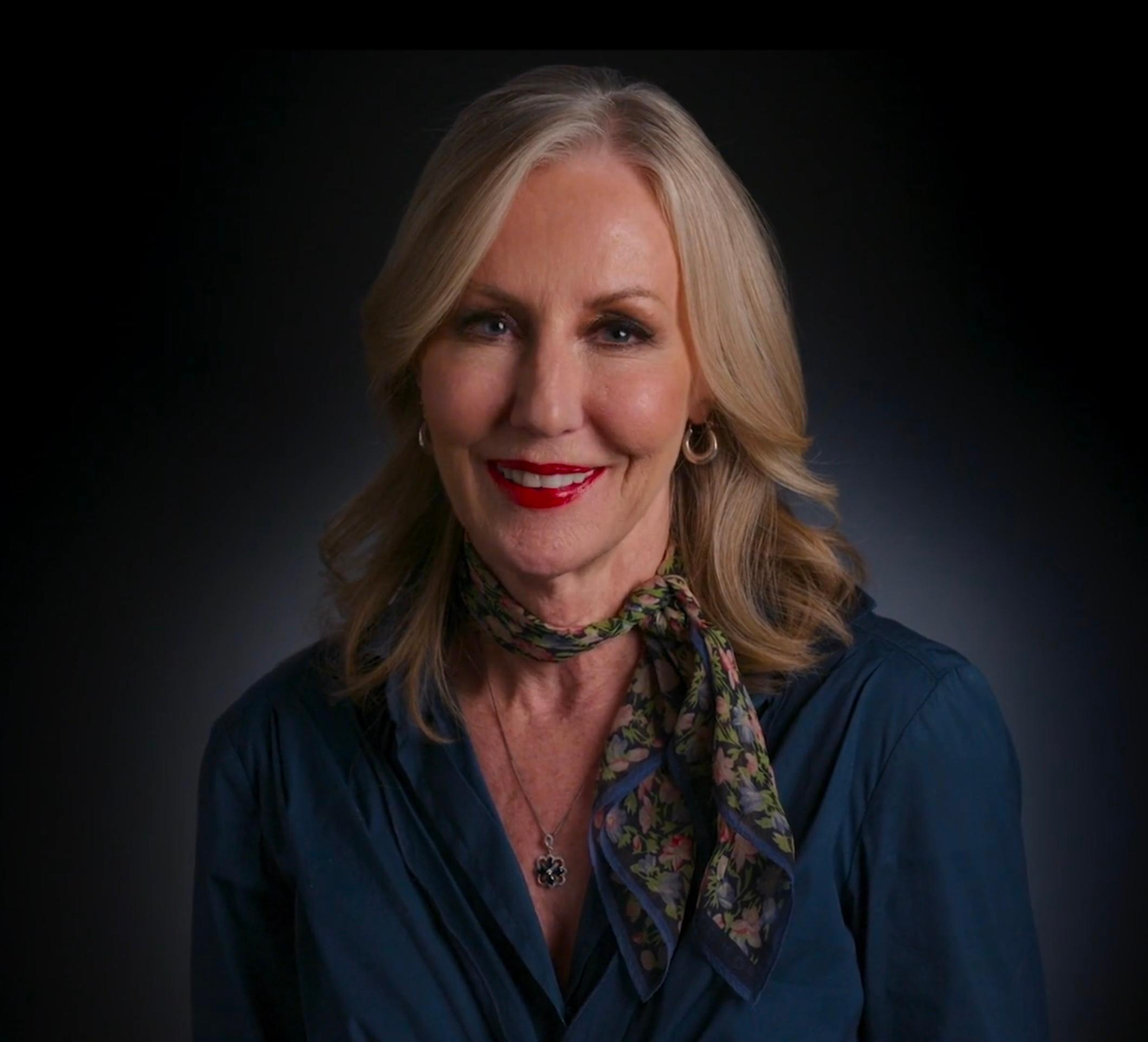 actor Mary Dickson large photo