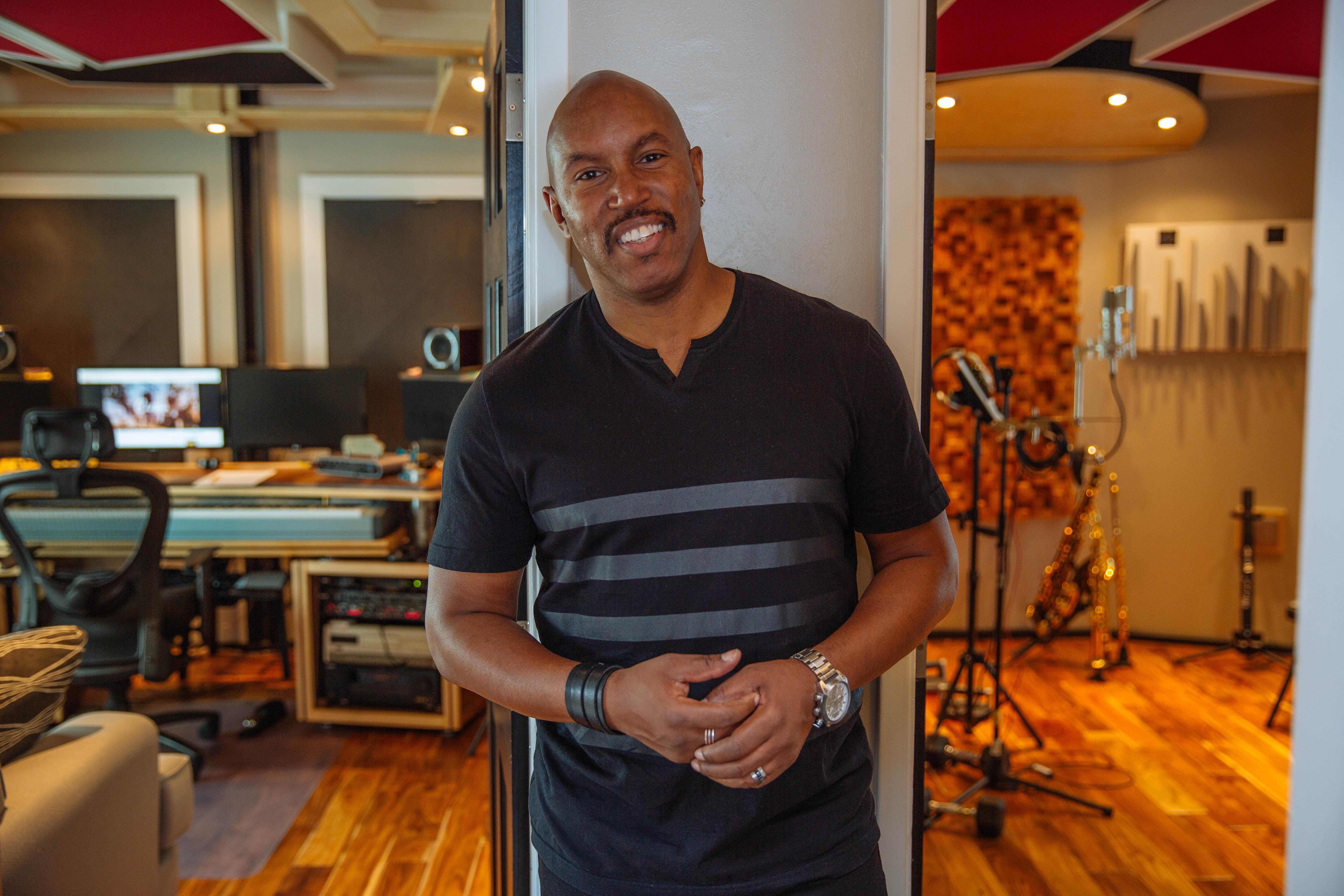 actor Scott Mayo large photo