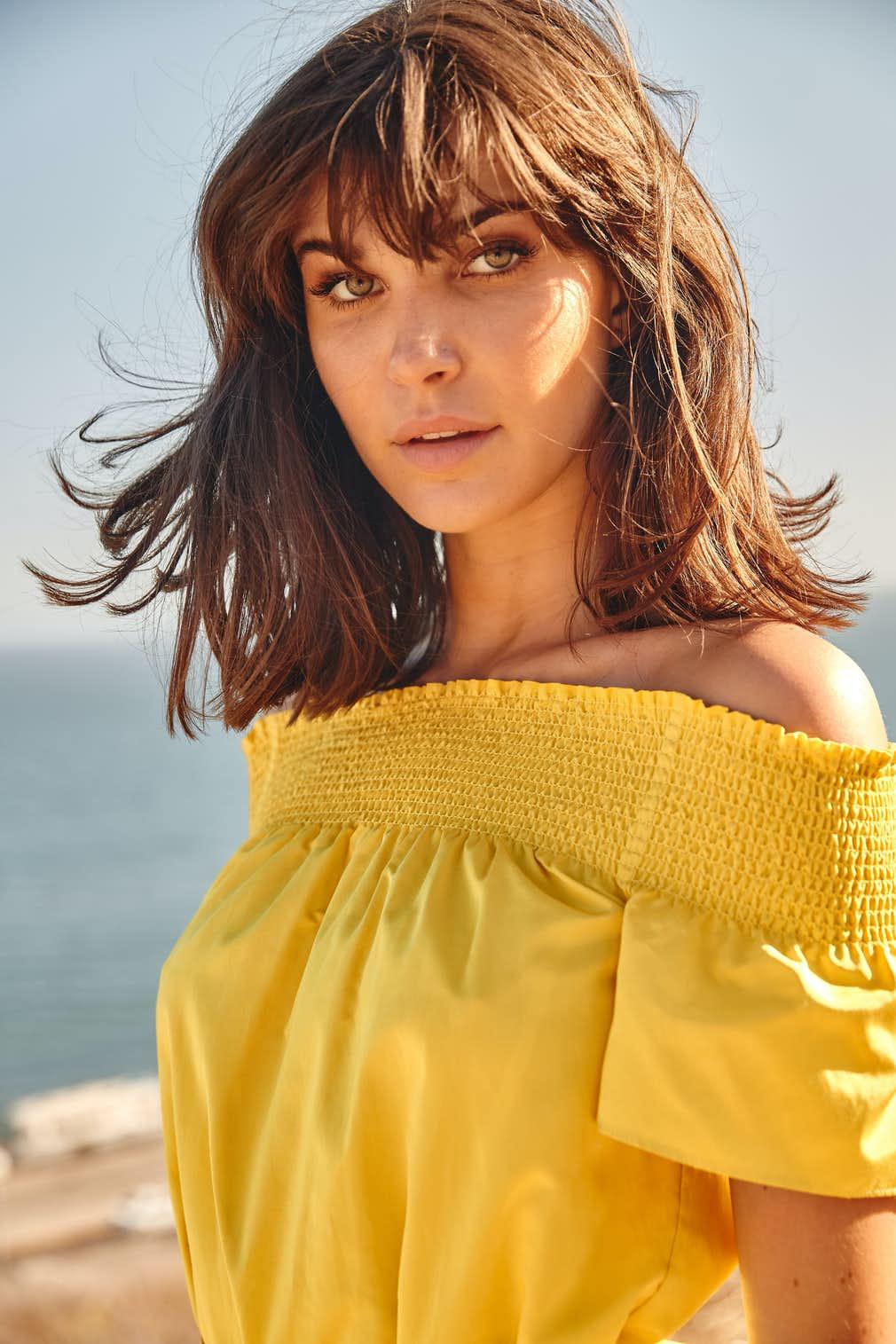 actor Charlotte D'Alessio large photo