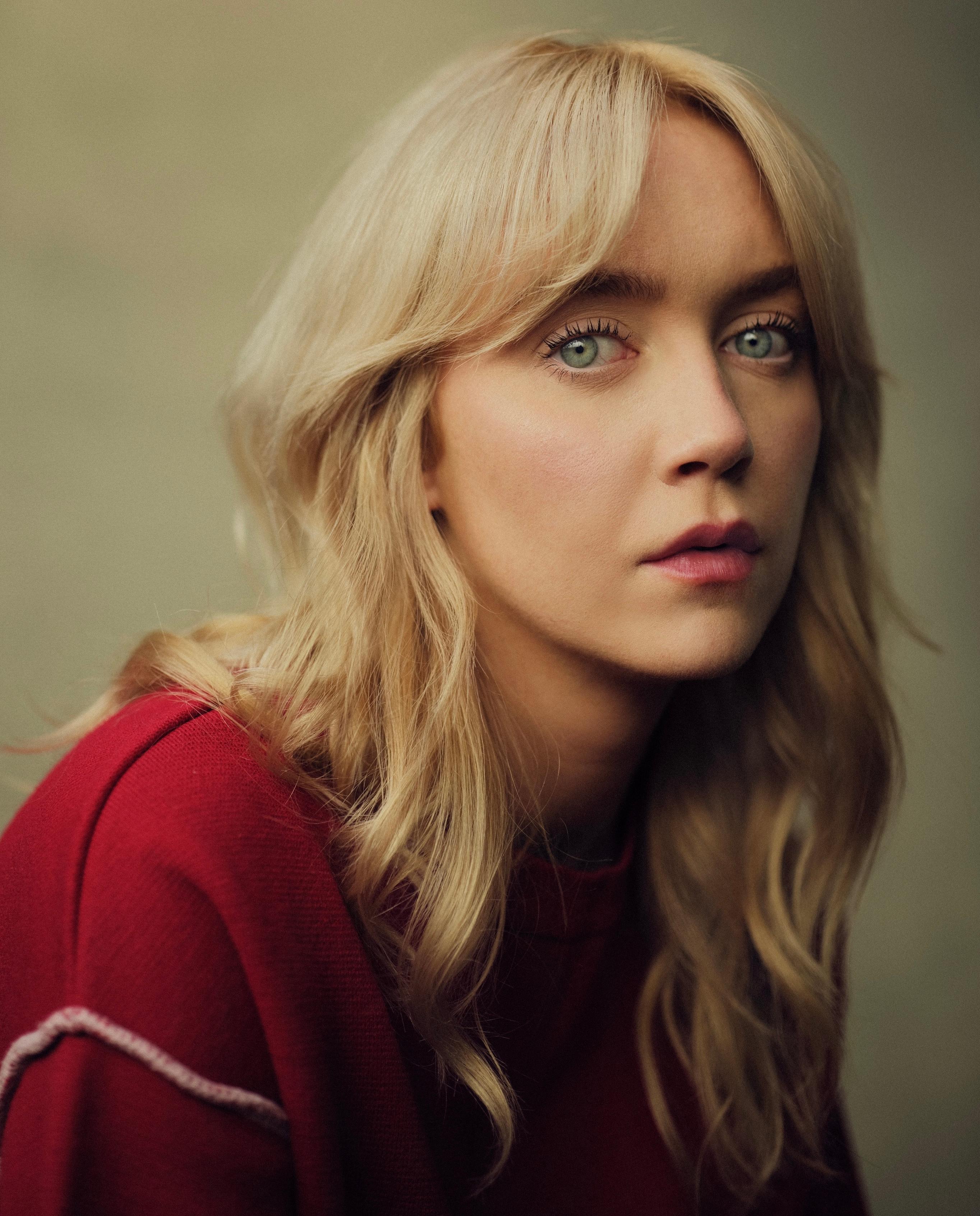 actor Amelia Kenworthy large photo