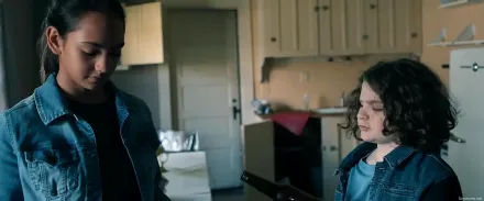 Trailer thumbnail