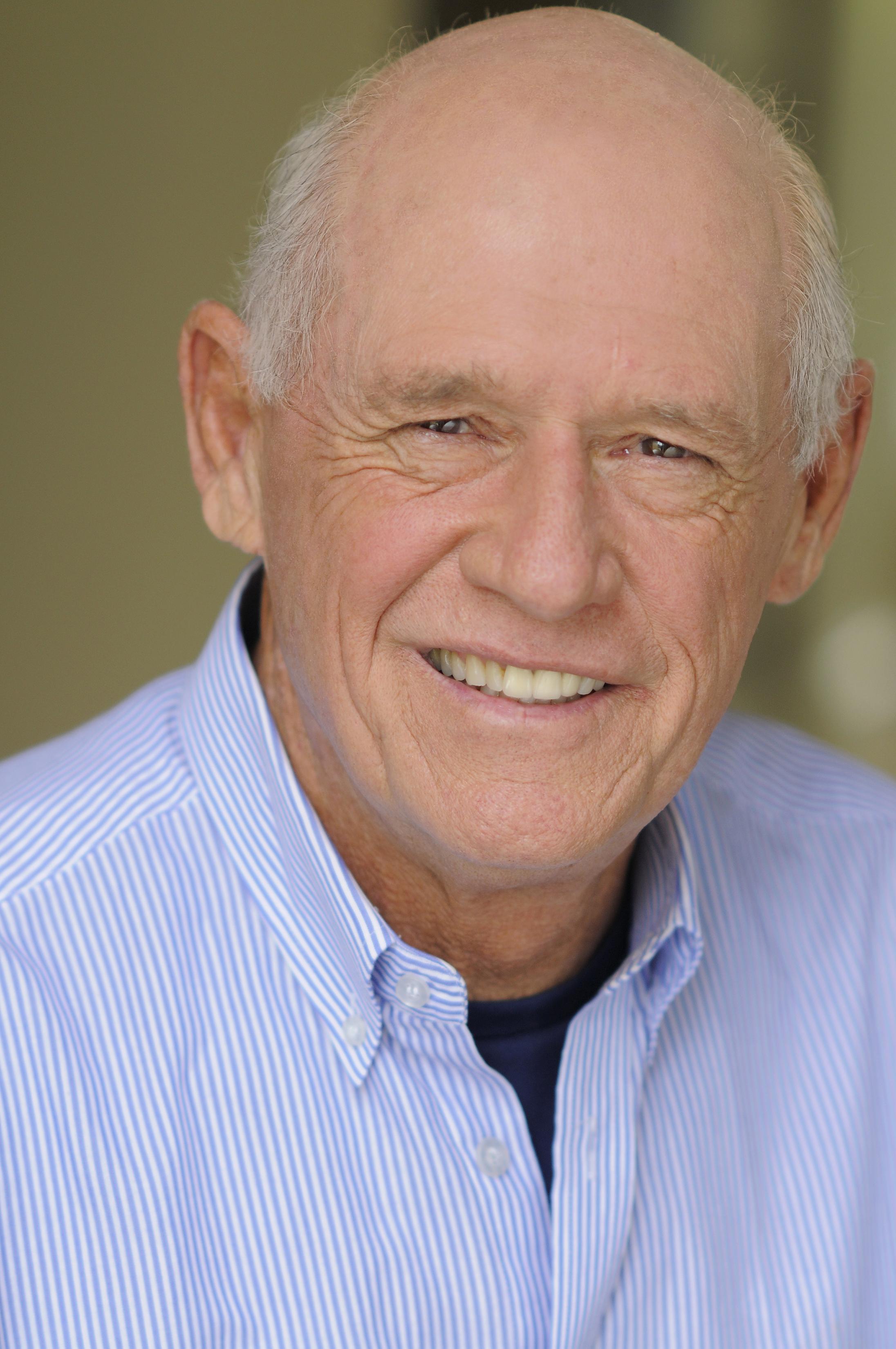 actor Al Bach large photo