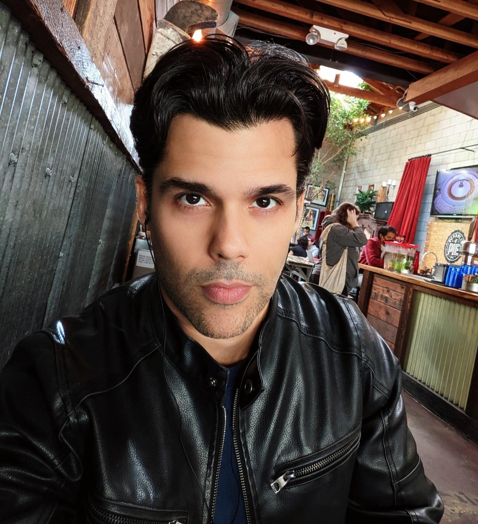 actor J.R. Sawyers large photo