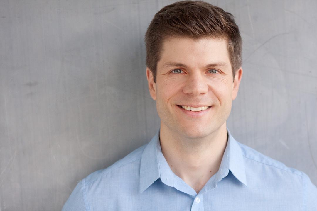 actor Greg Delmage large photo