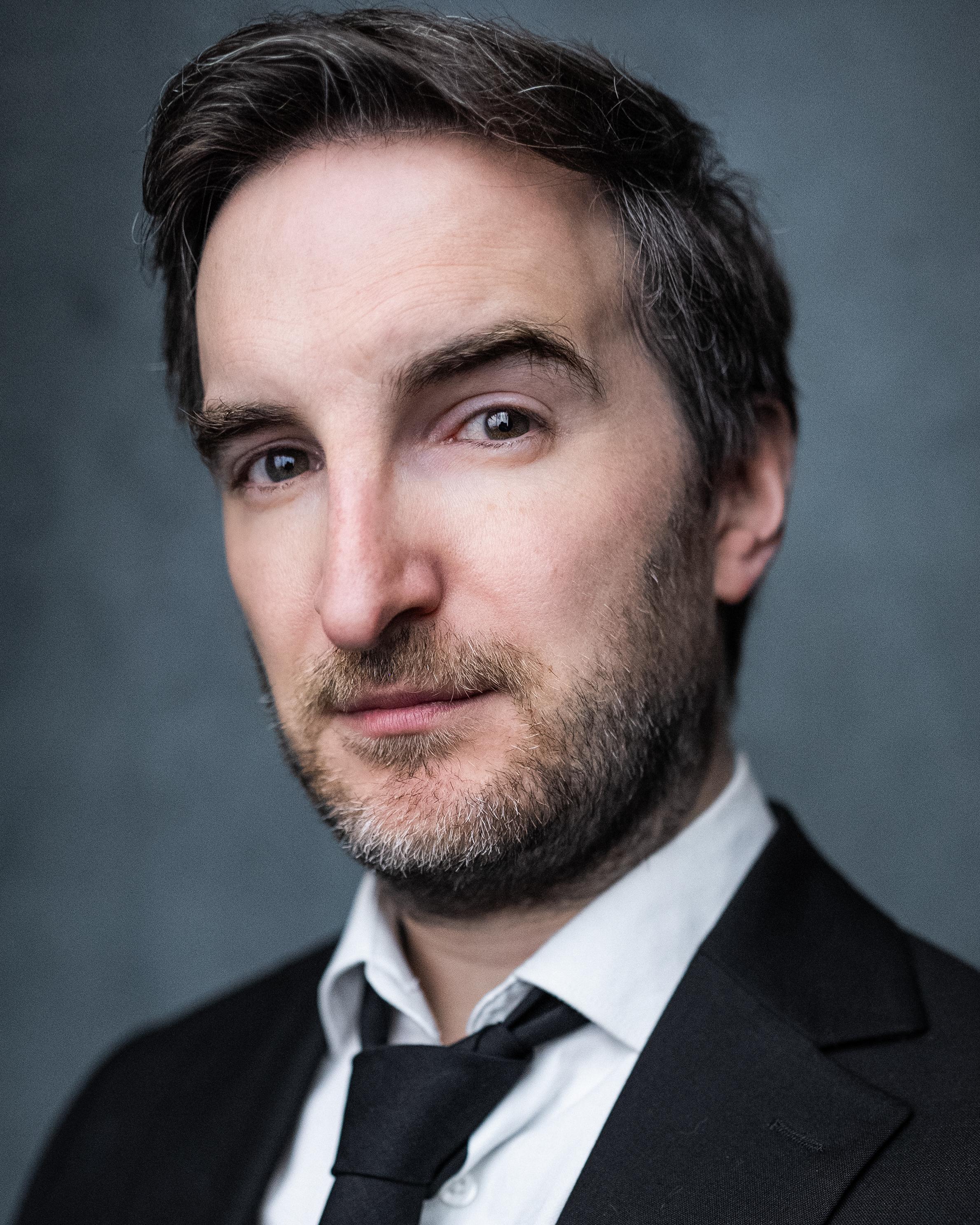 actor Gareth Turkington large photo