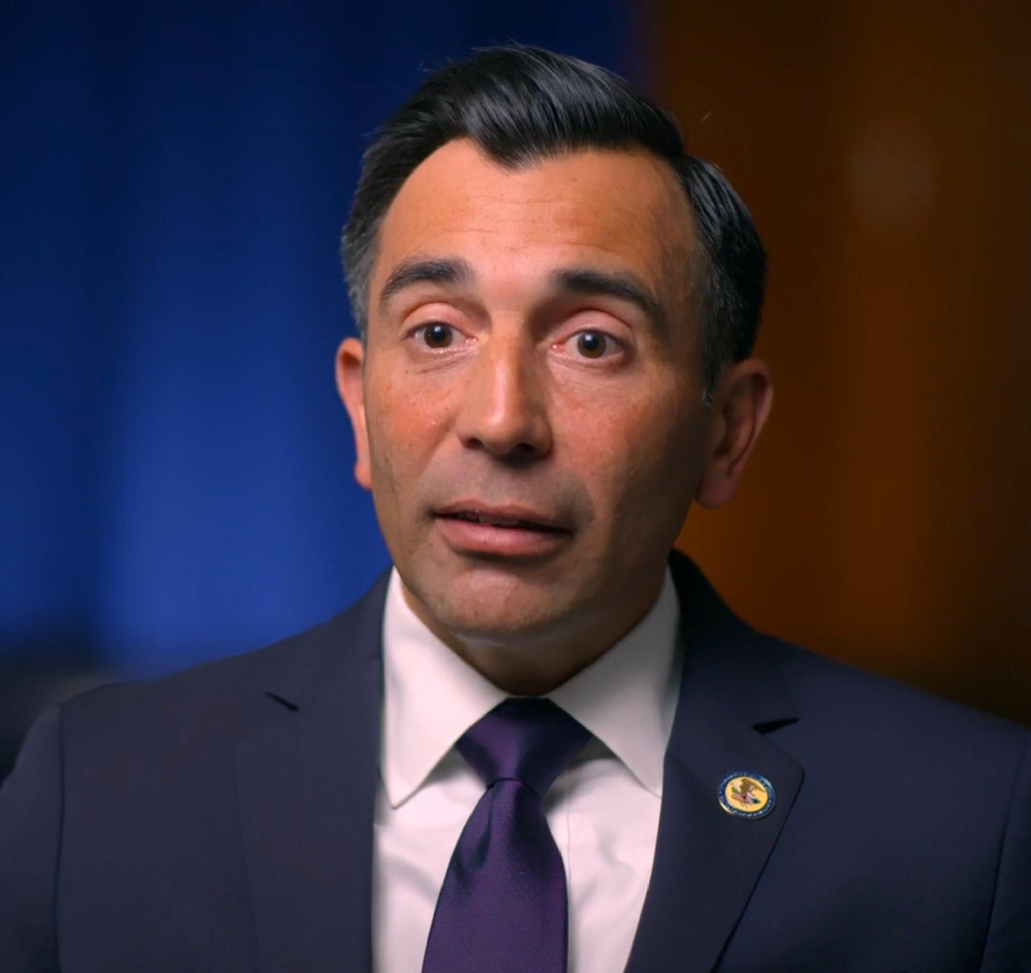 actor Martin Estrada large photo