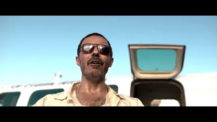 Trailer thumbnail
