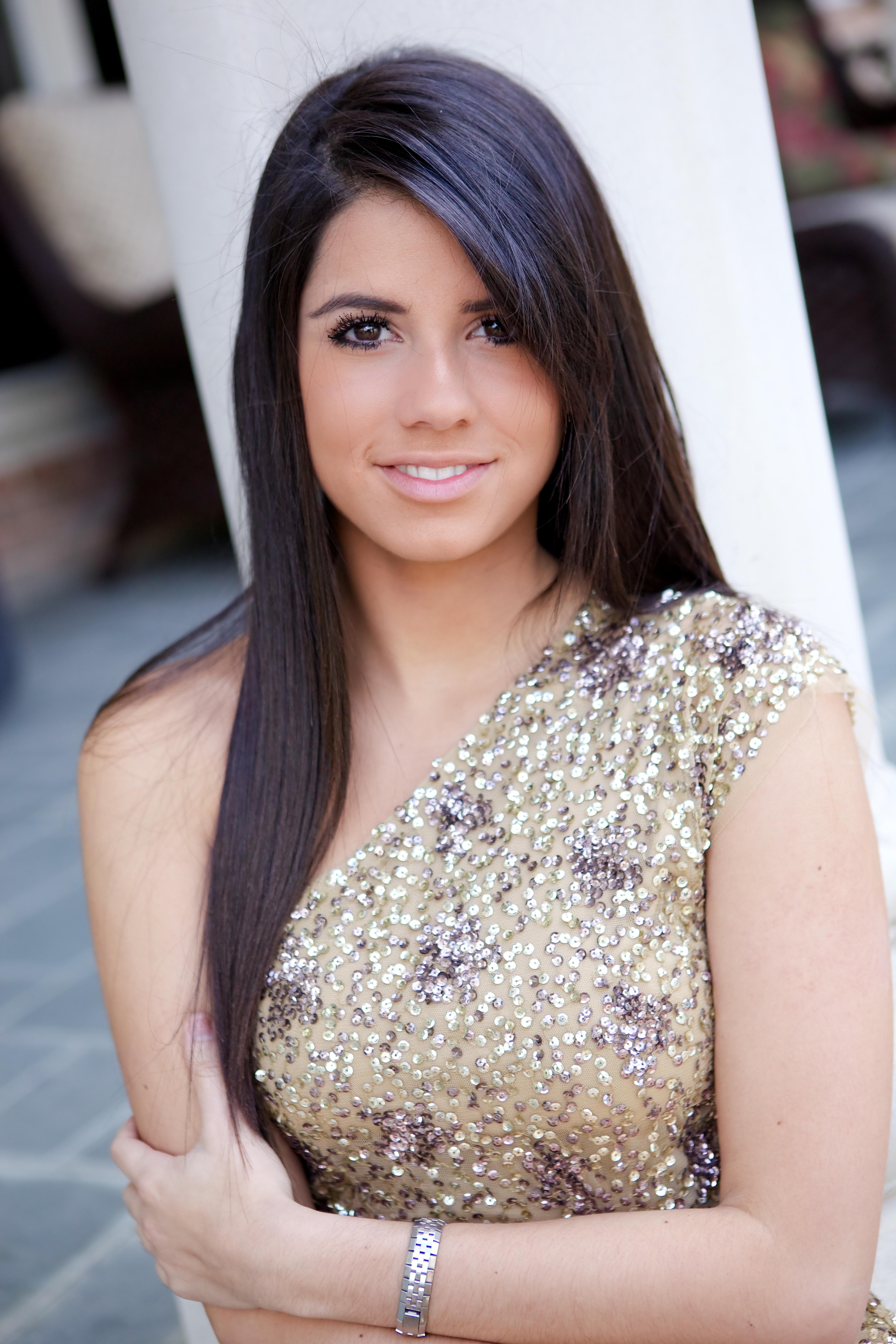 actor Andrea Pineda large photo