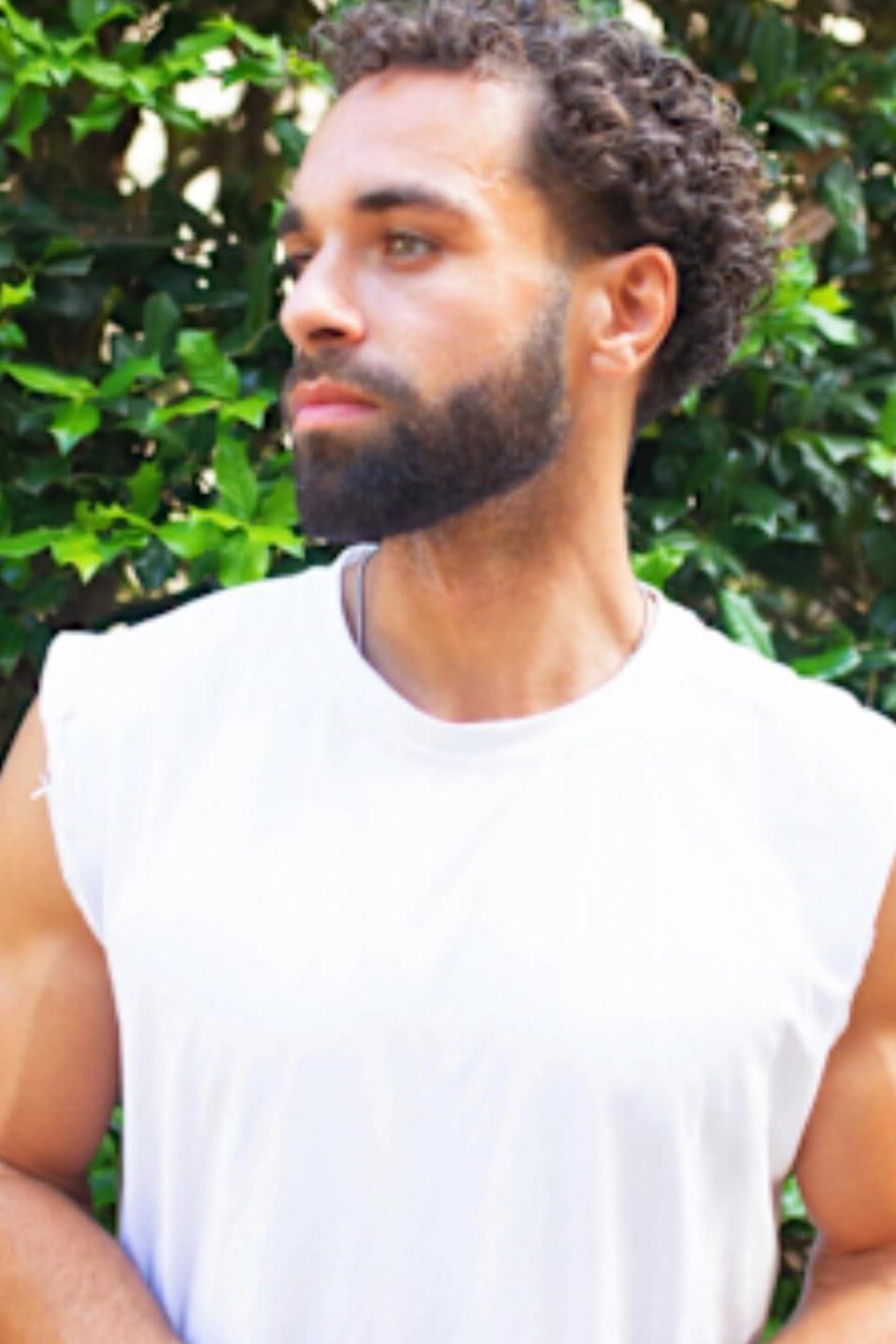 actor Akil Lateef Auburn large photo