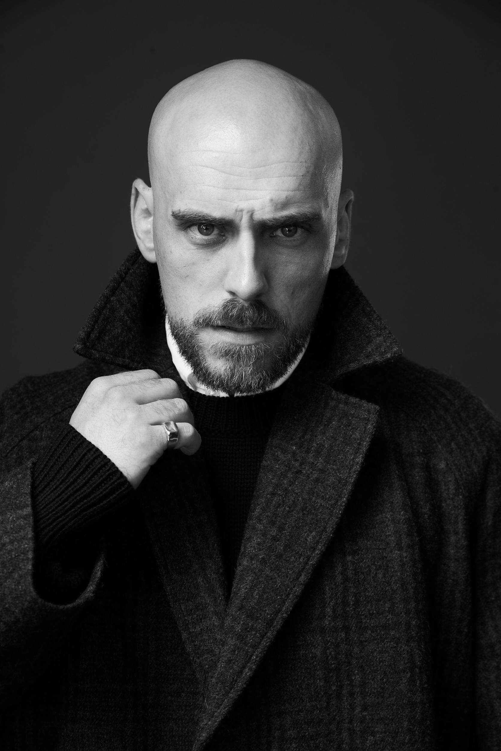 actor Samuel Edward-Cook large photo