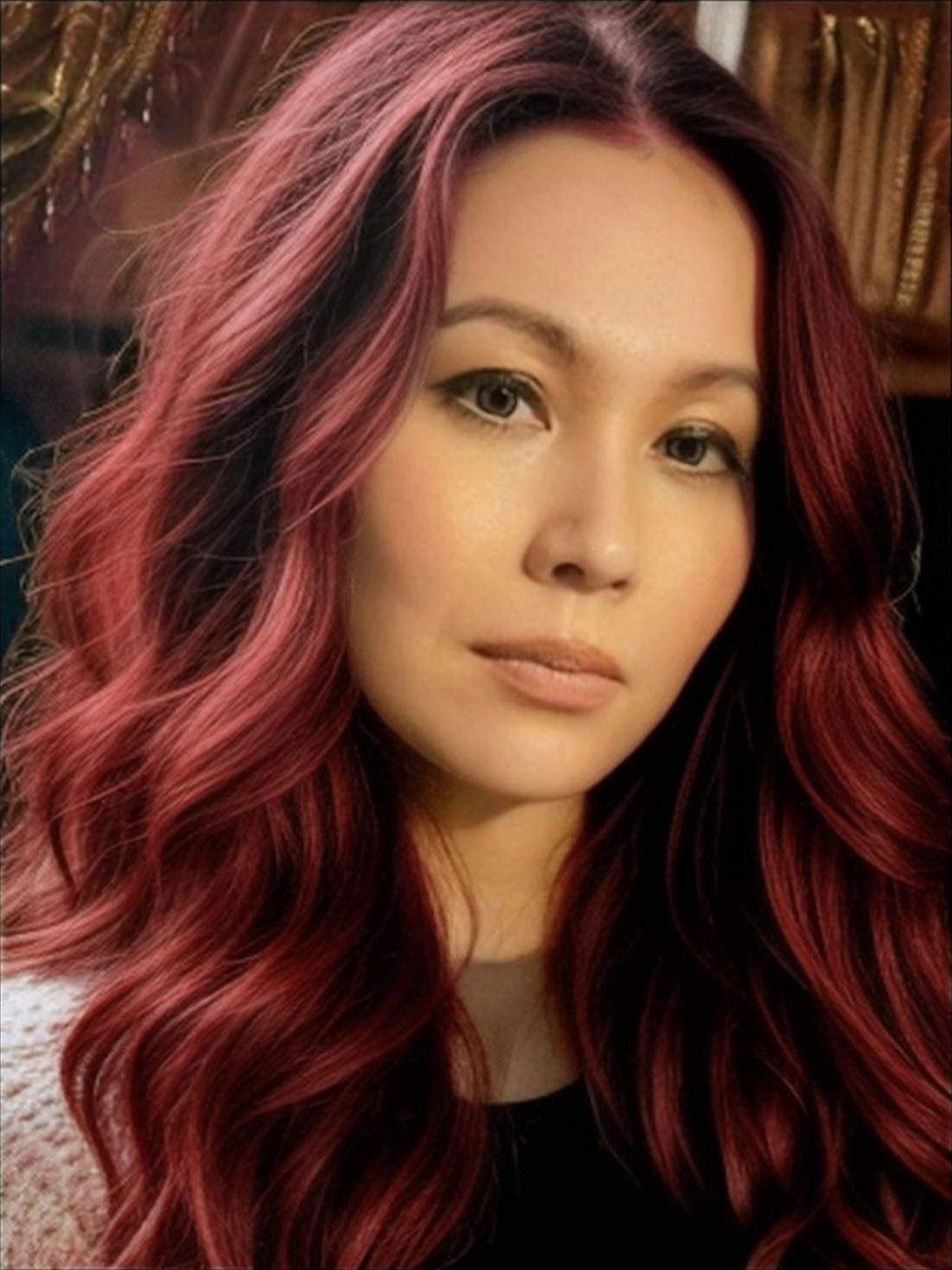 actor Jessica Hawley large photo