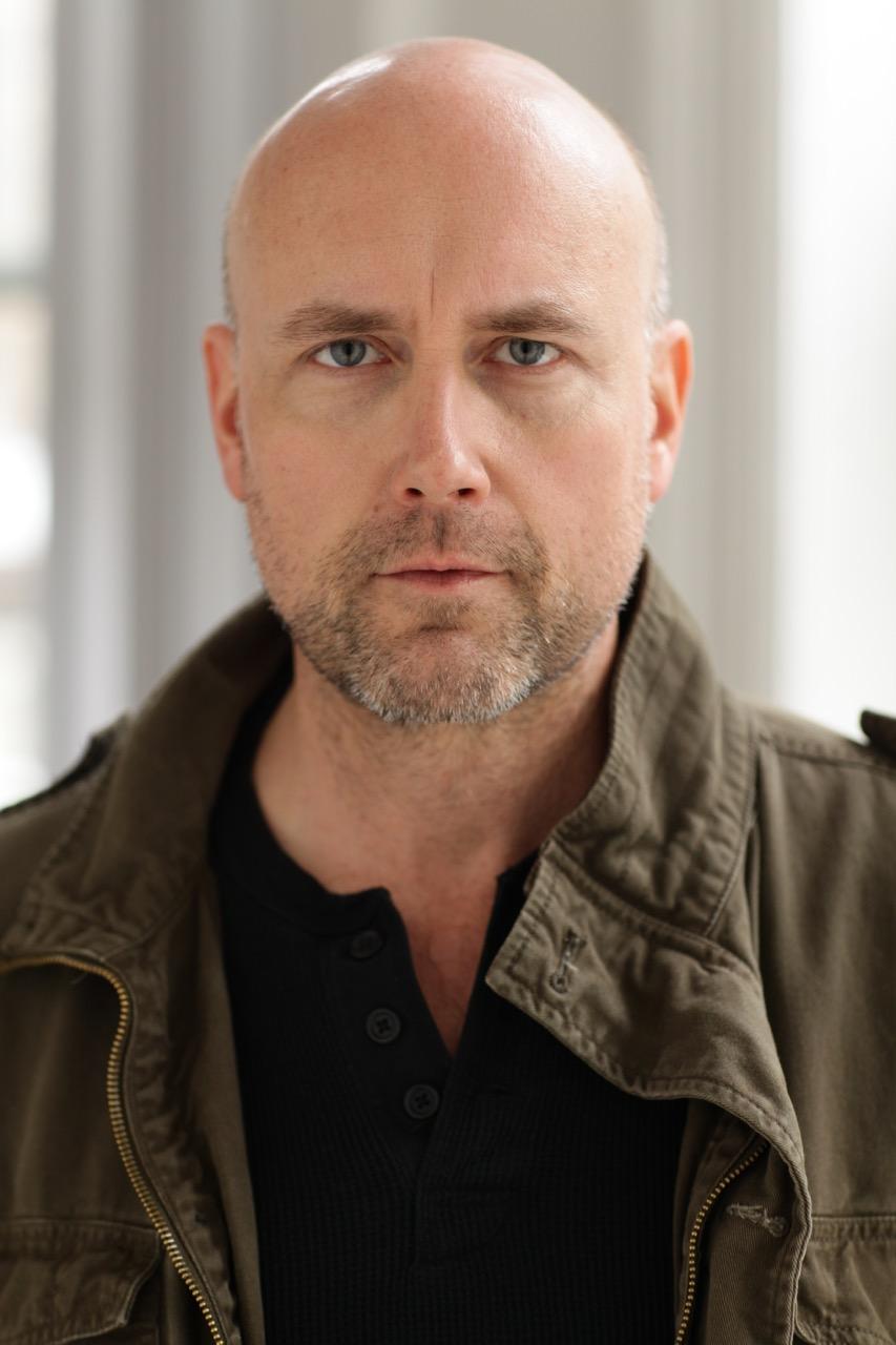 actor Larry Bull large photo