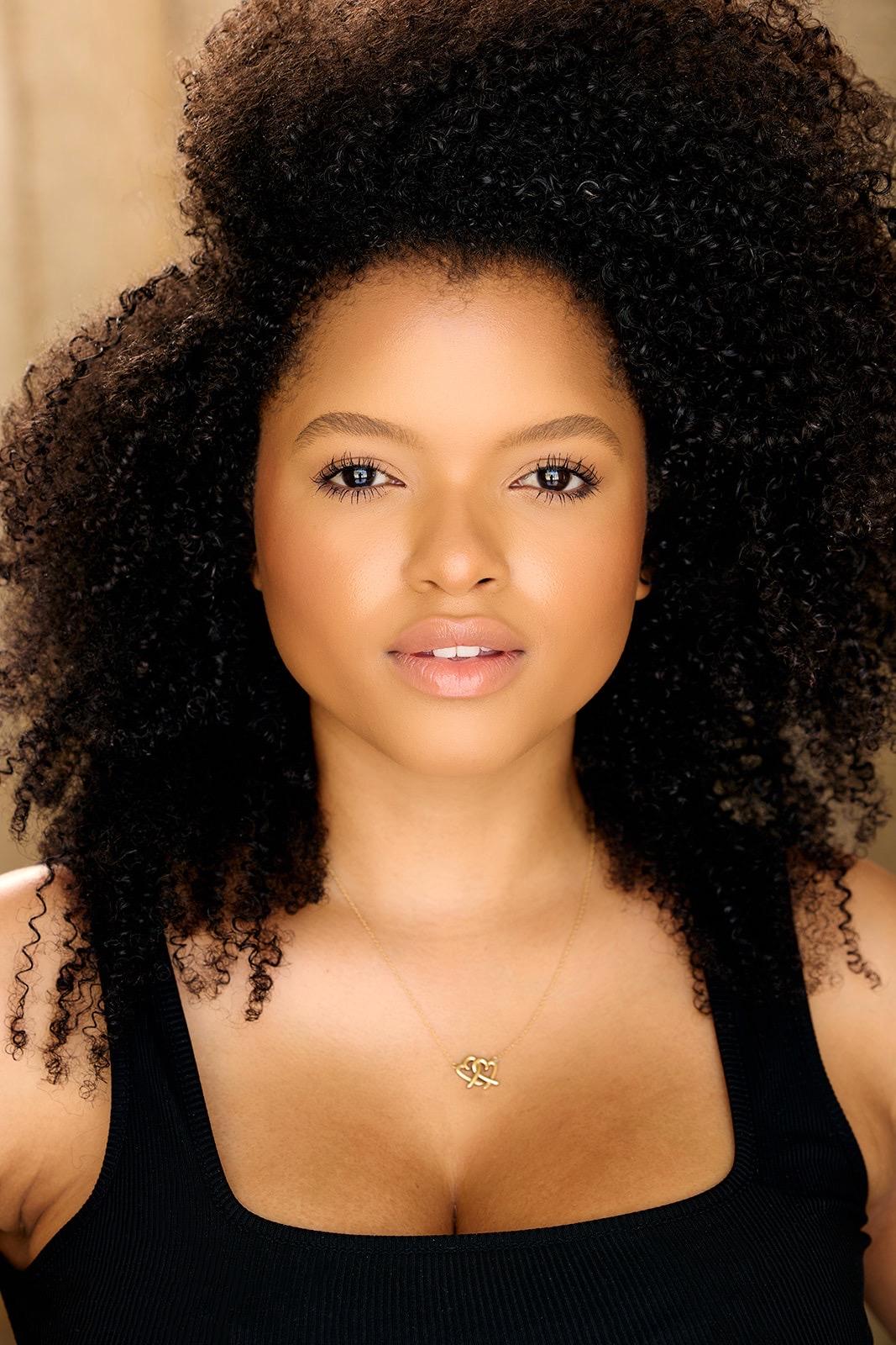 actor Sidney Nicole Rogers large photo