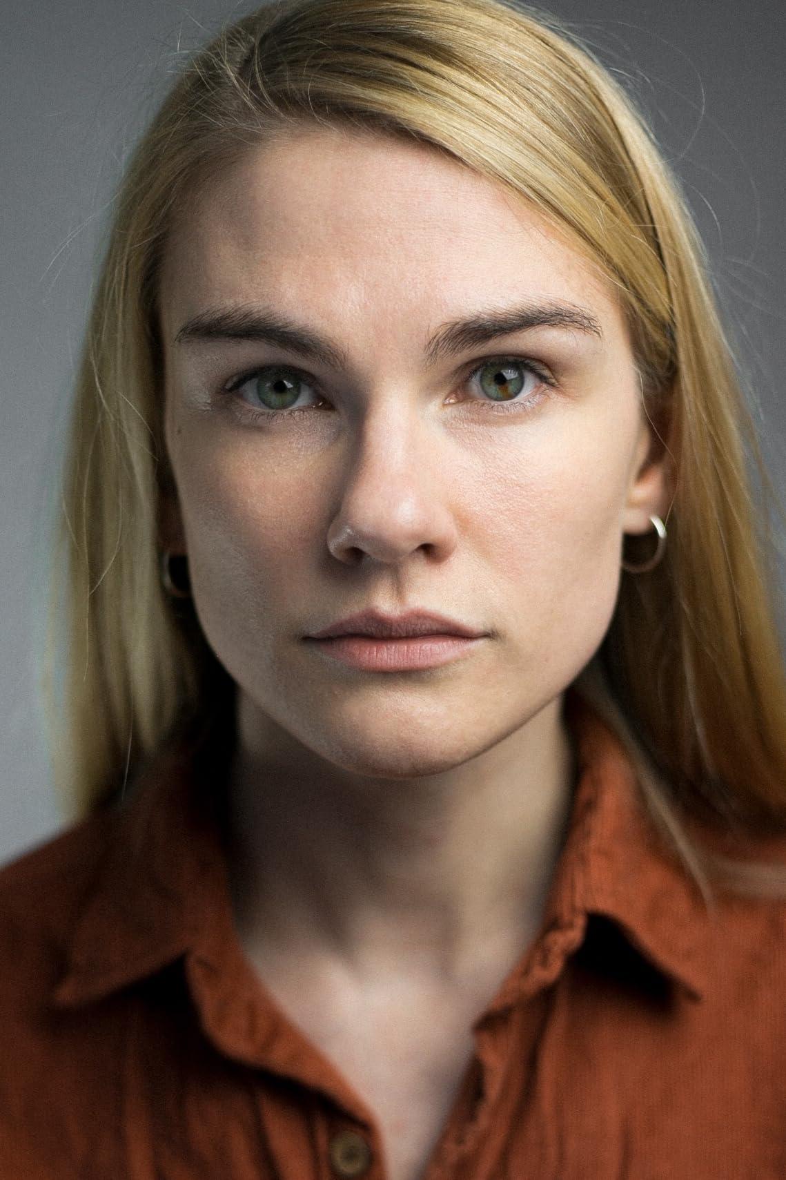 actor Eleanor Williams large photo