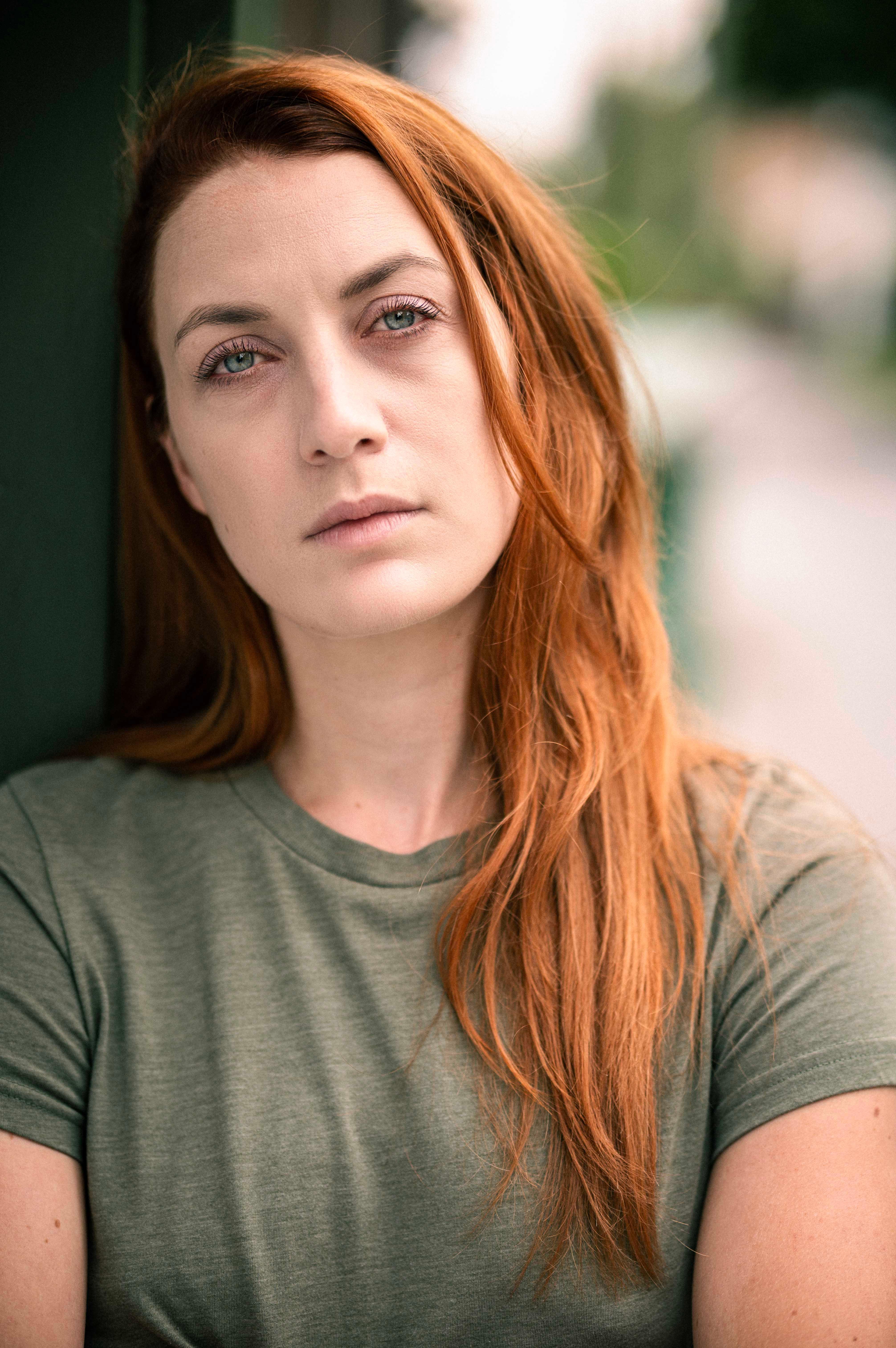 actor Leah Jacksties large photo