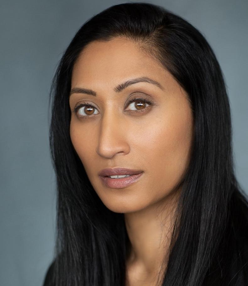 actor Karishma Navekar large photo