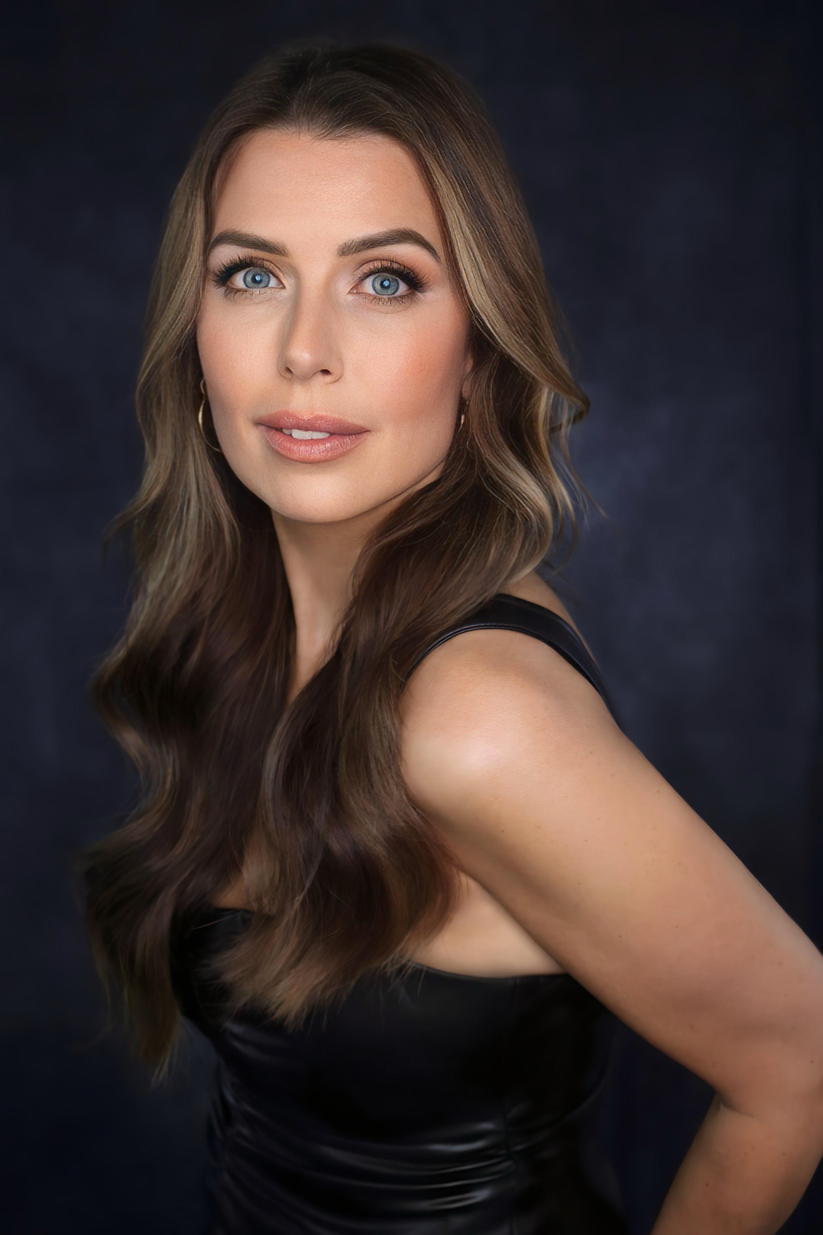 actor Kirsten Lankester large photo