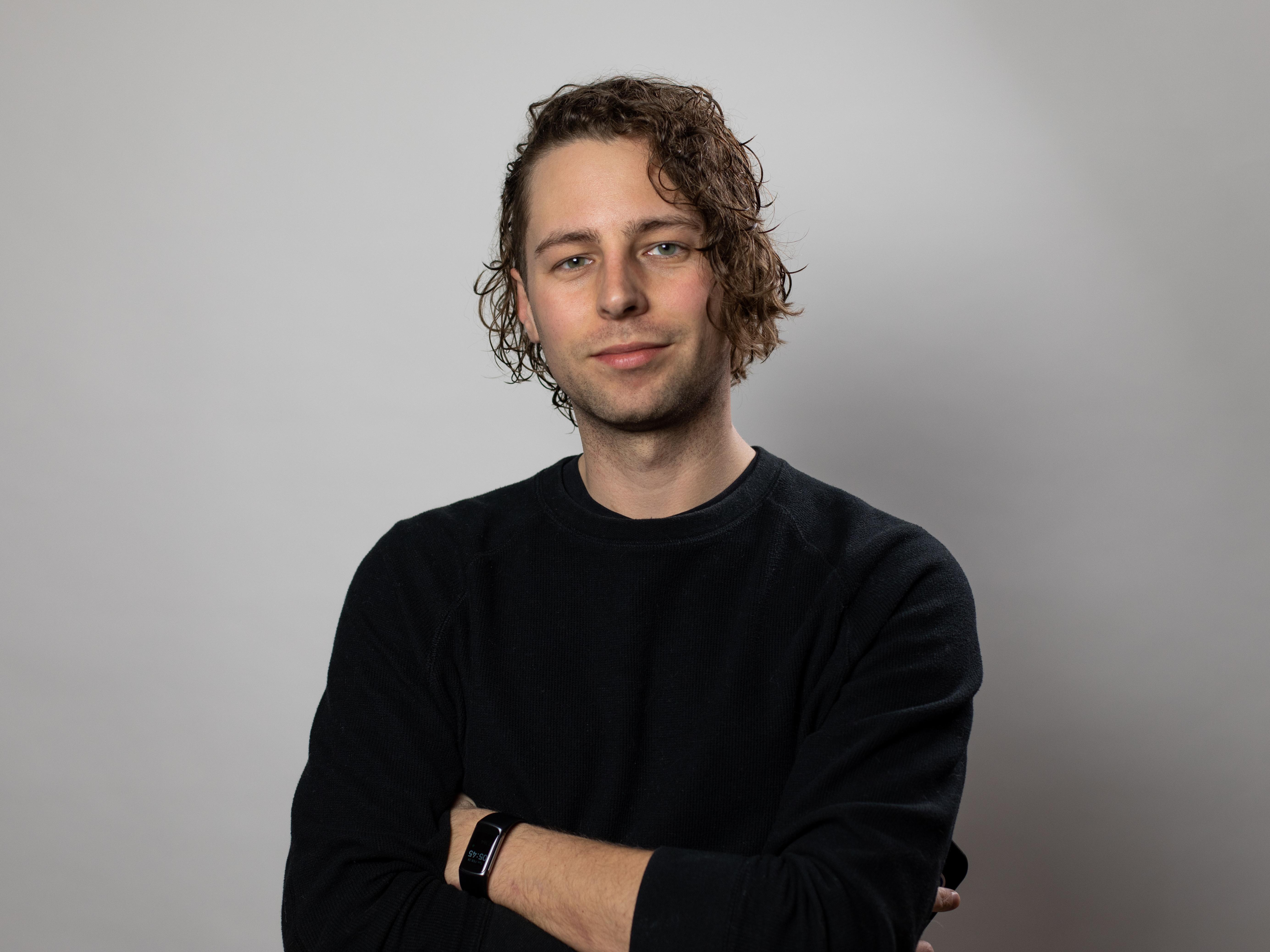 actor Victor Lord large photo