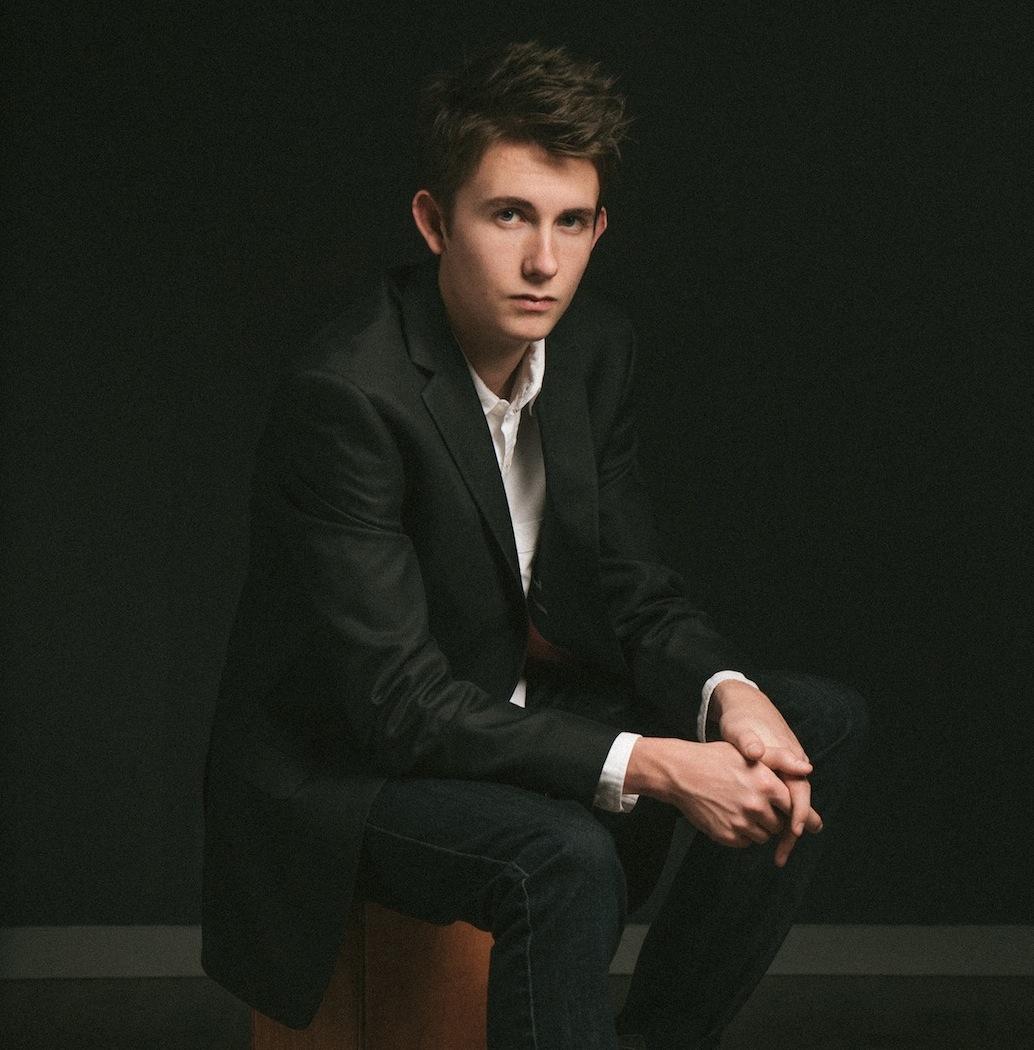 actor Shade Streeter large photo