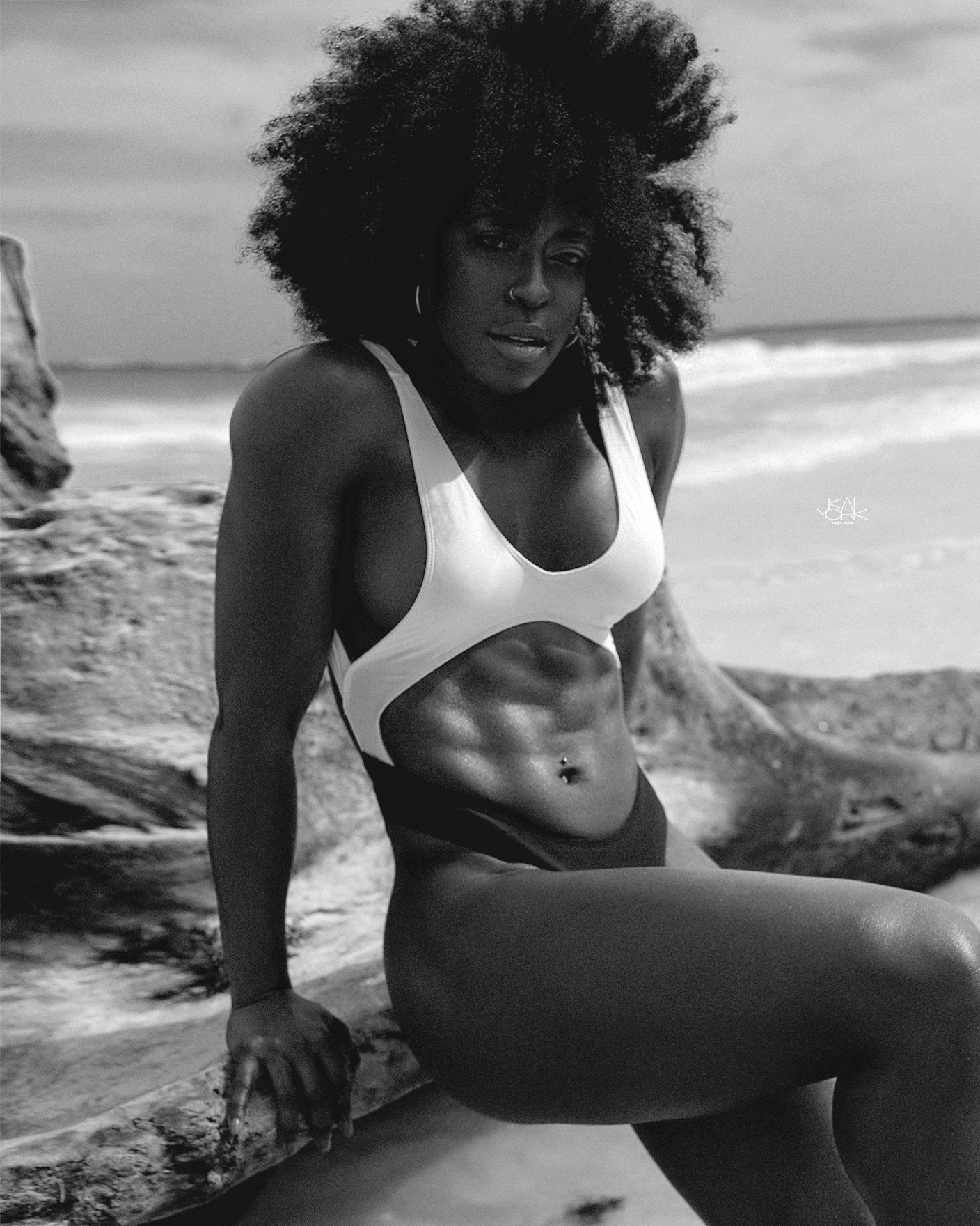 actor Evonne Archer large photo