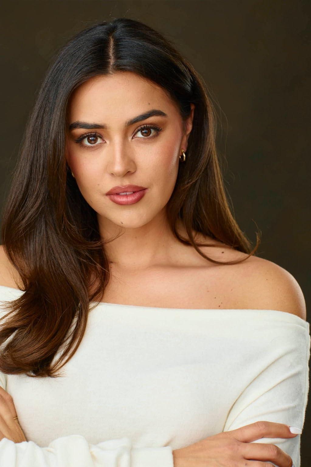 actor Camille Marquez large photo