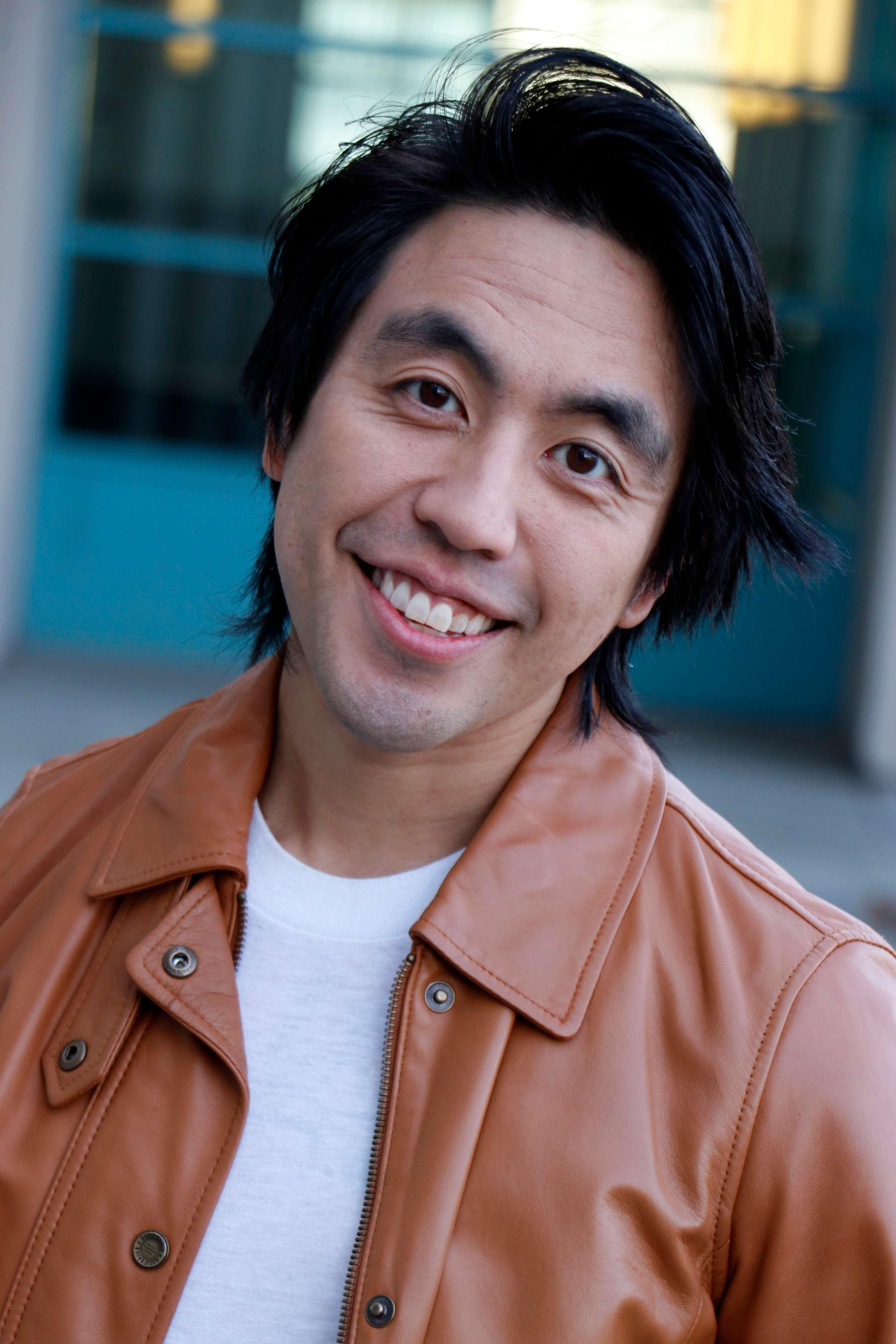 actor Justin Piaoan large photo