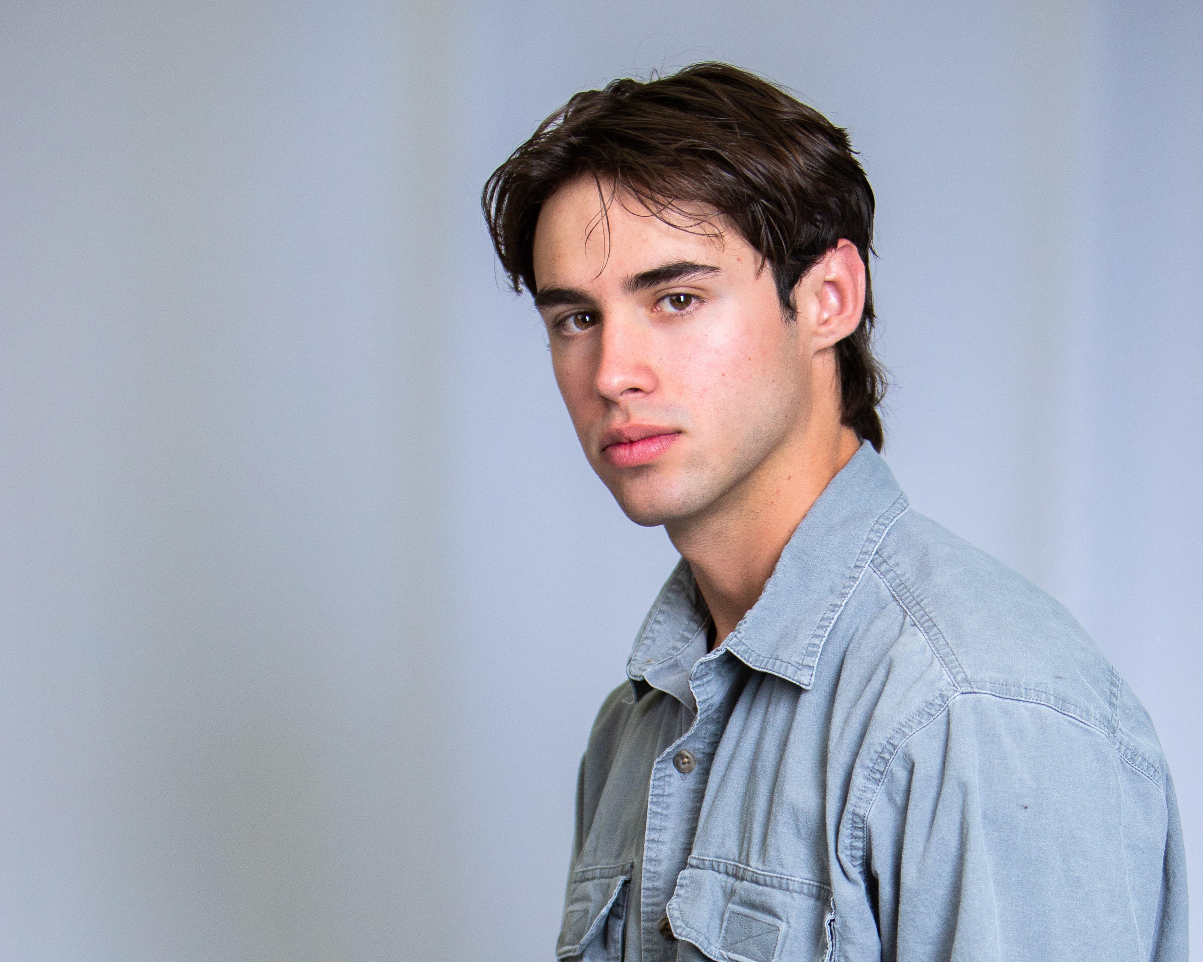 actor Angelo Almanzar large photo