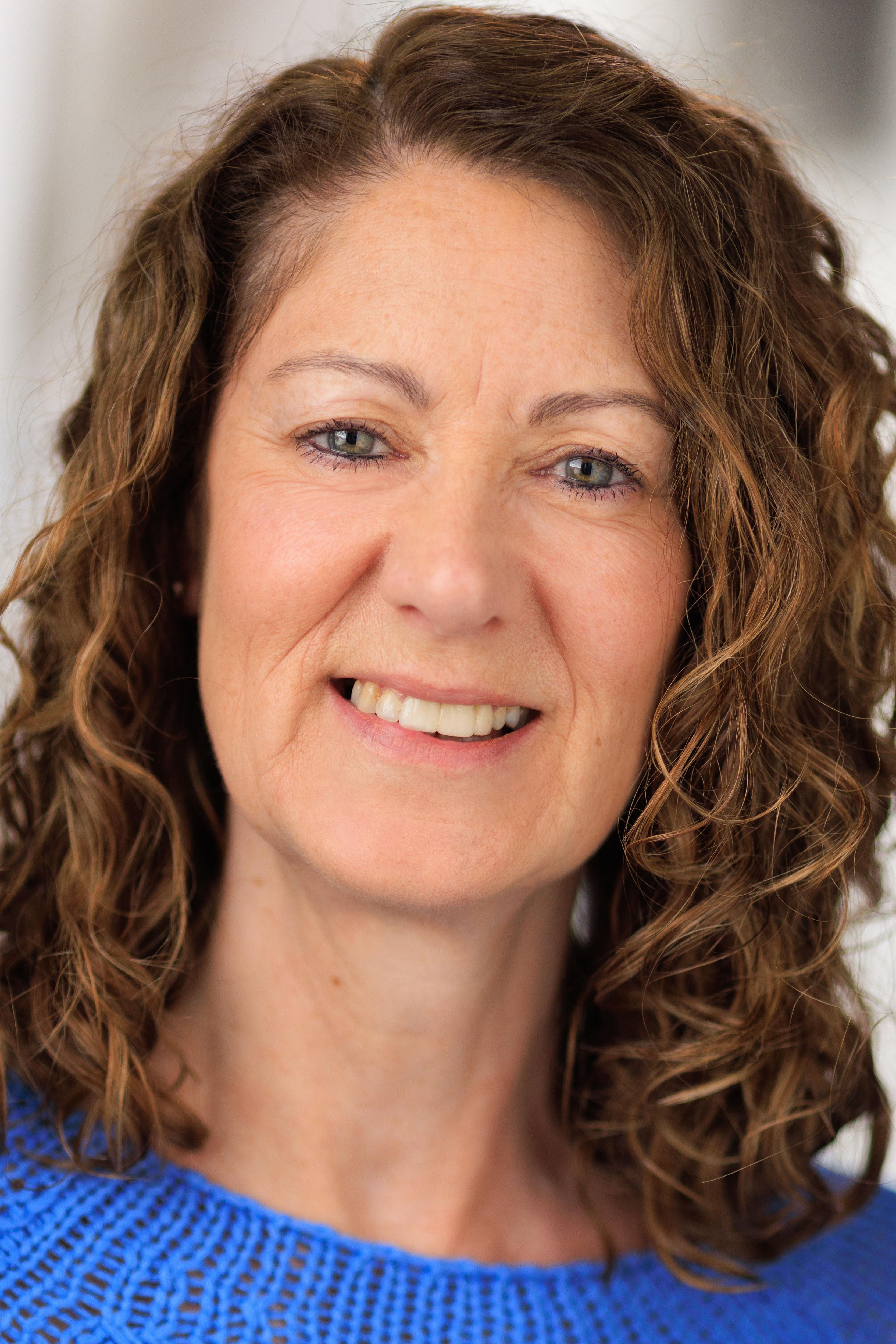 actor Sharon Lawrence large photo