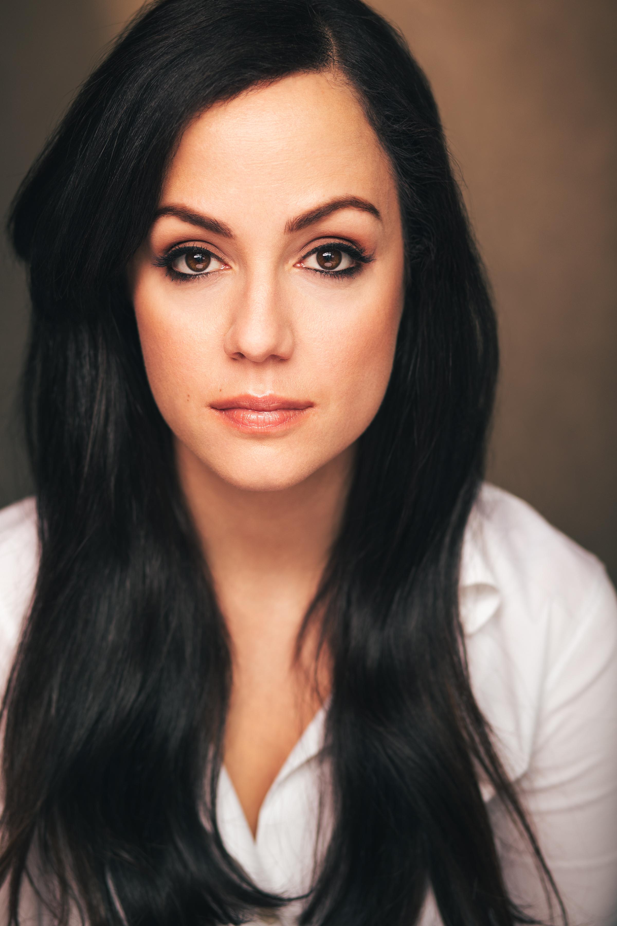 actor Kelly-Ann Tursi large photo