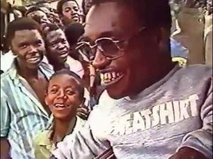AFRICASHOWS - MAURICE KABORE [Version française]
