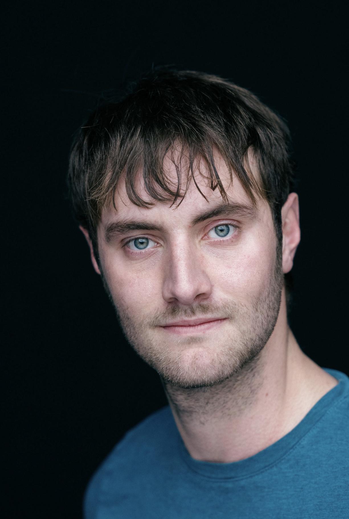 actor Matthew Tuck large photo