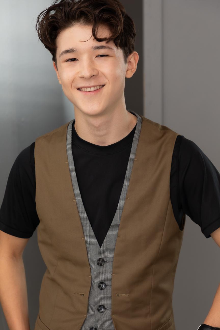 actor Riley Hashimoto large photo