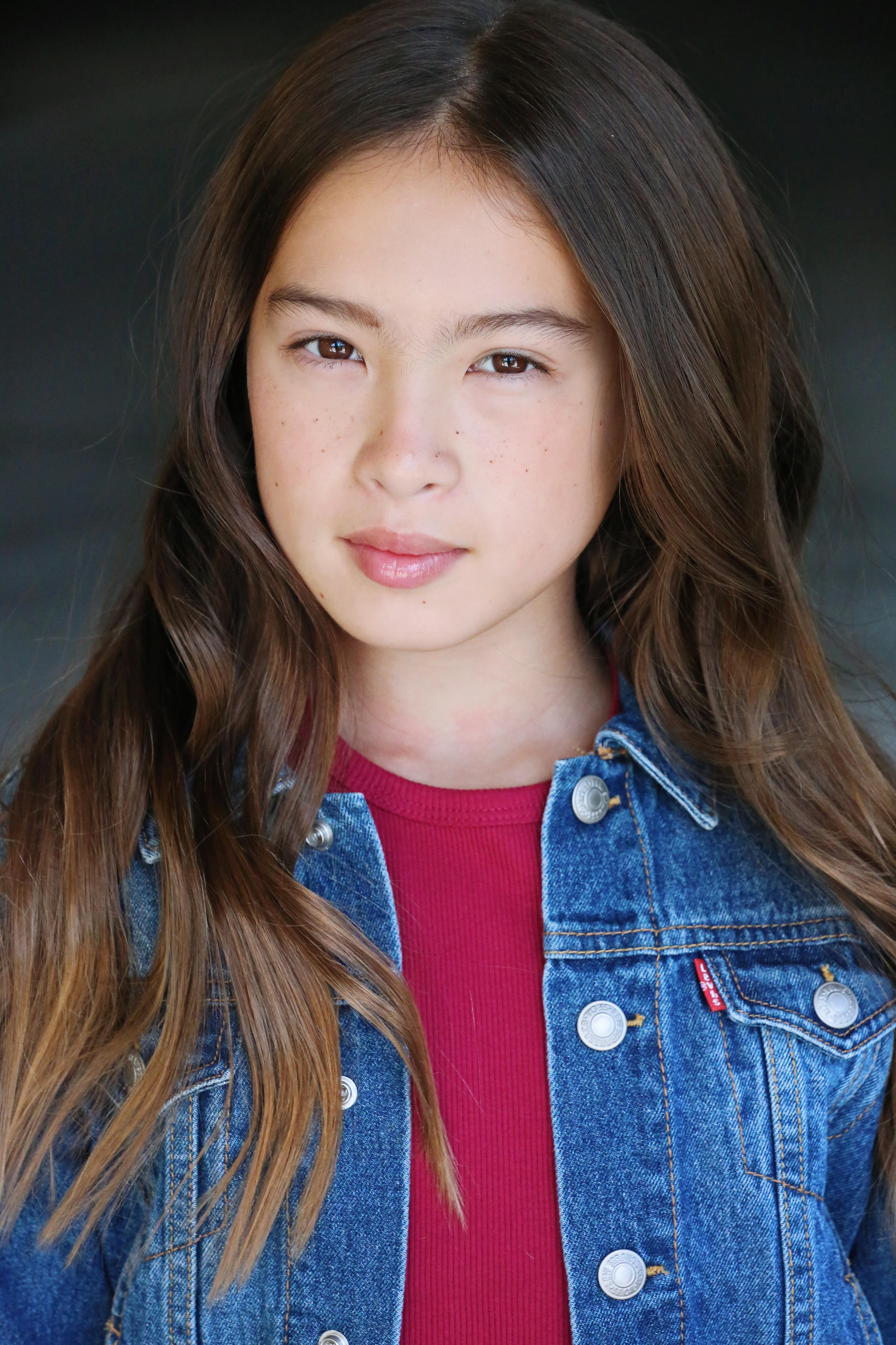 actor Maya Feldman large photo