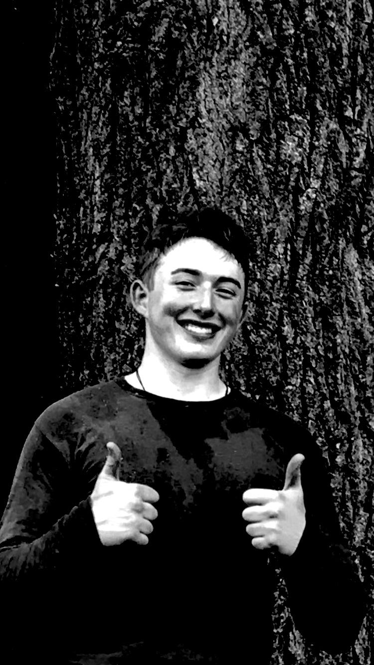 actor Adrian Andres large photo