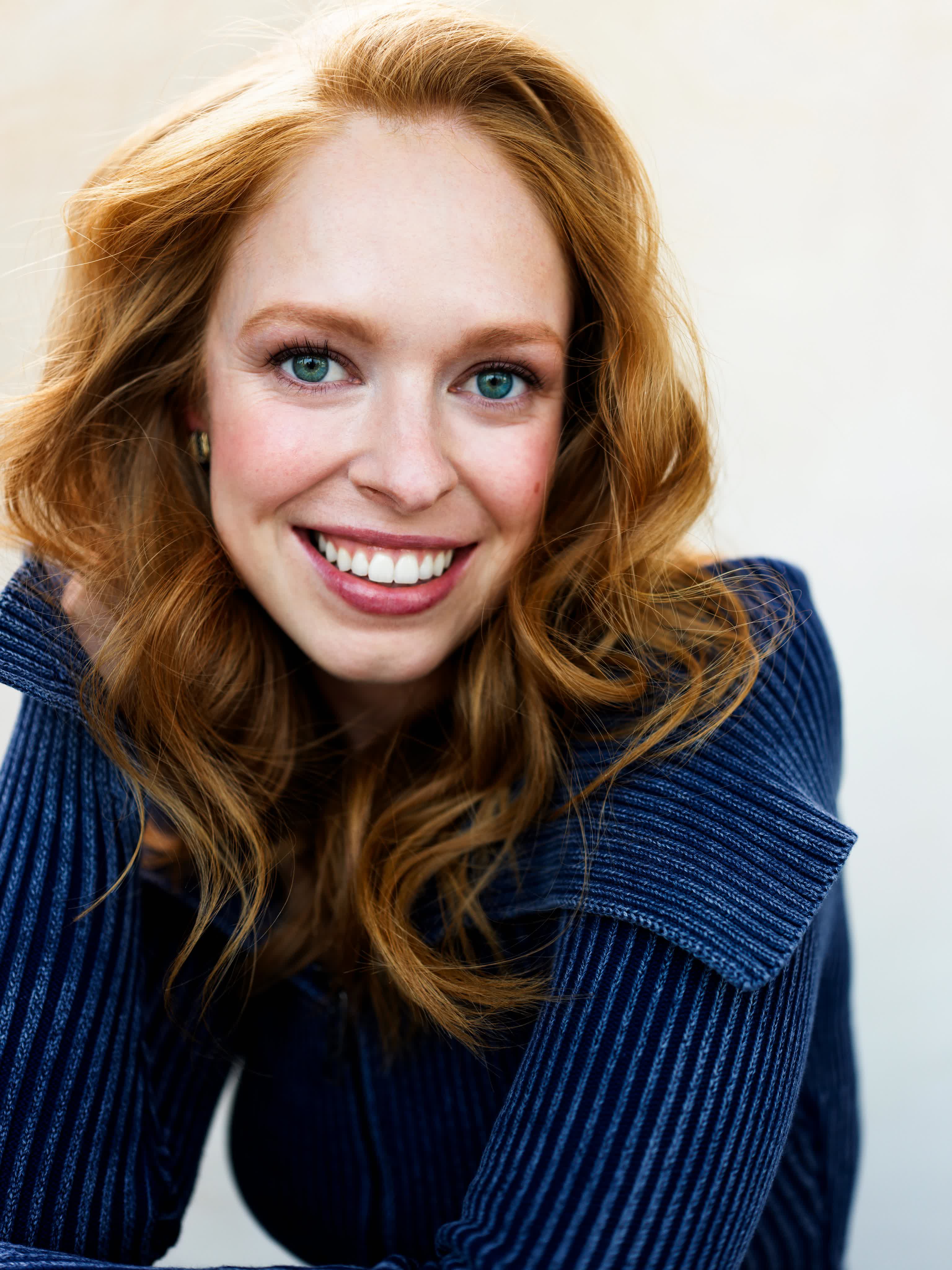 actor Rachel Hafell large photo