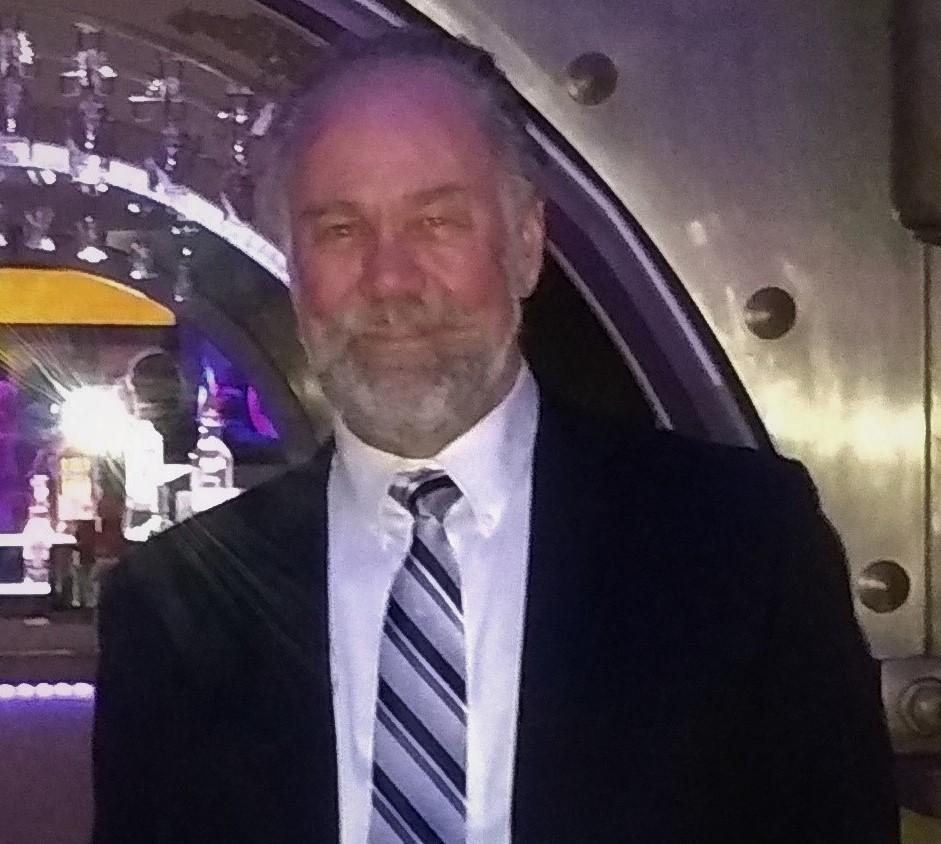 actor Tim Knutsen large photo