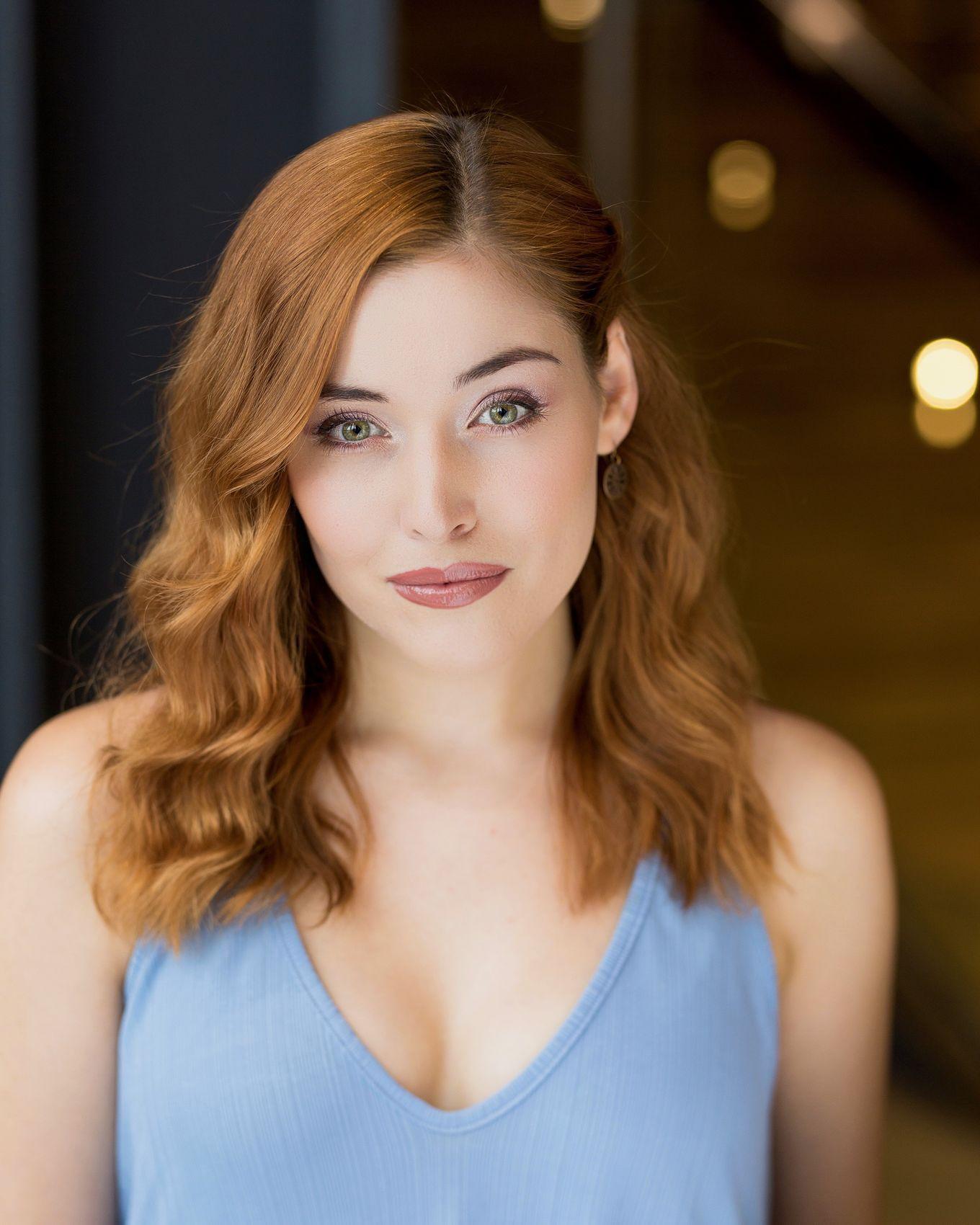 actor Bianca Shaw large photo